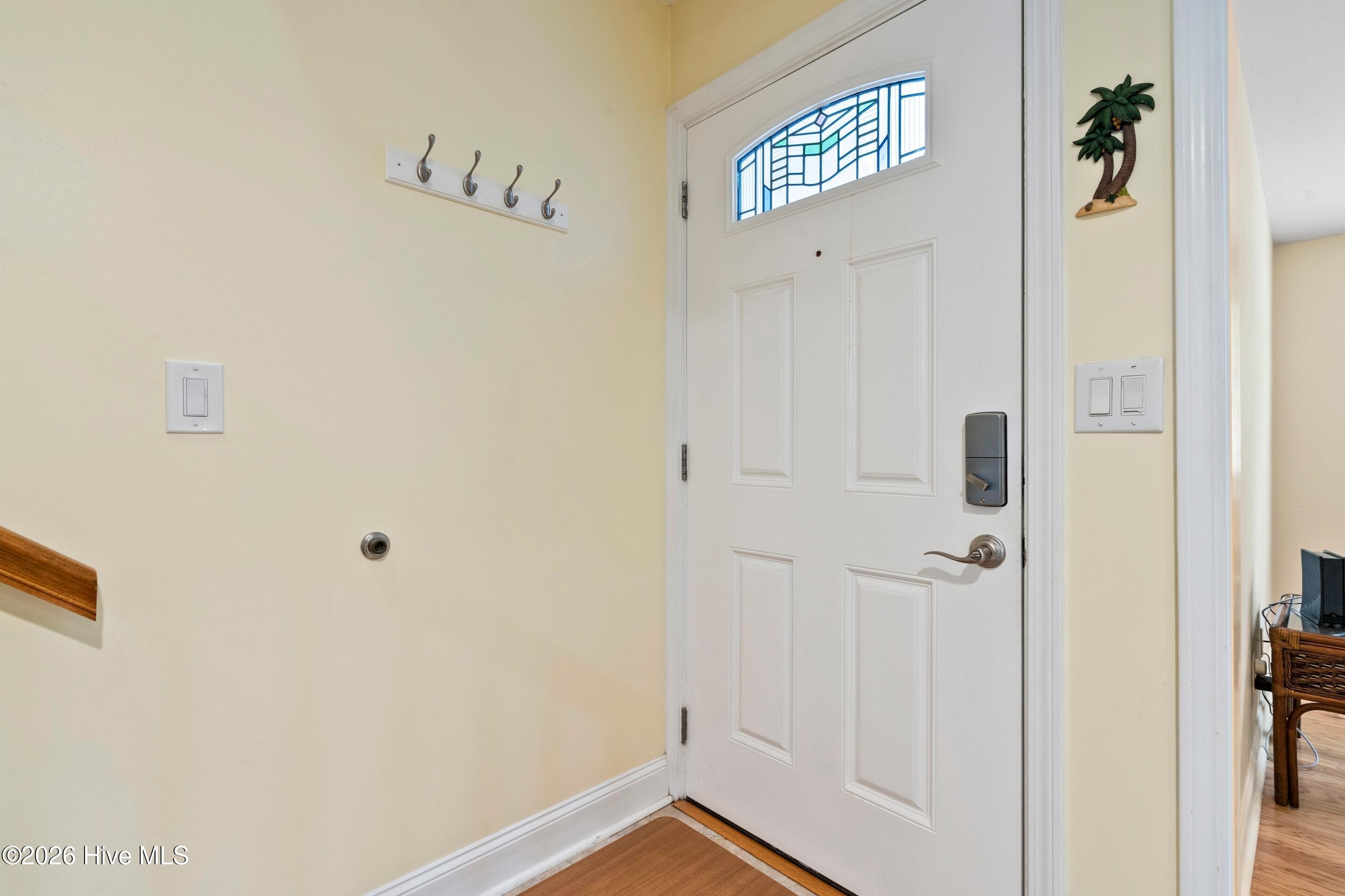 100554441 | Photo 11