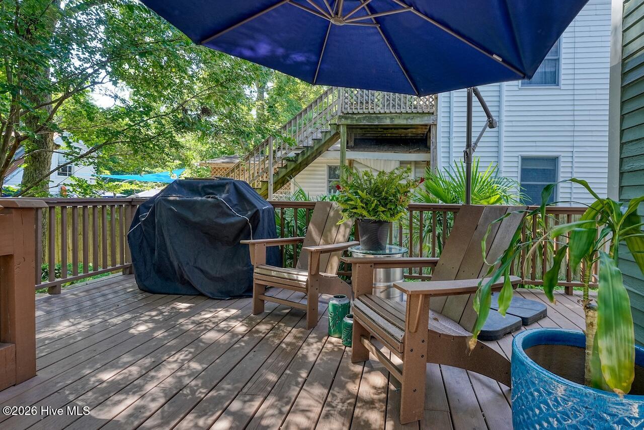 100560028 | Photo 44