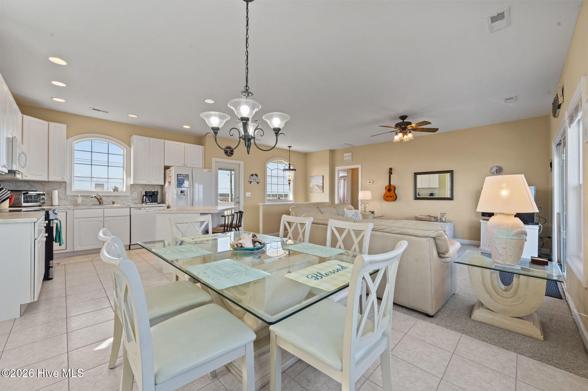 100567525 | Photo 25