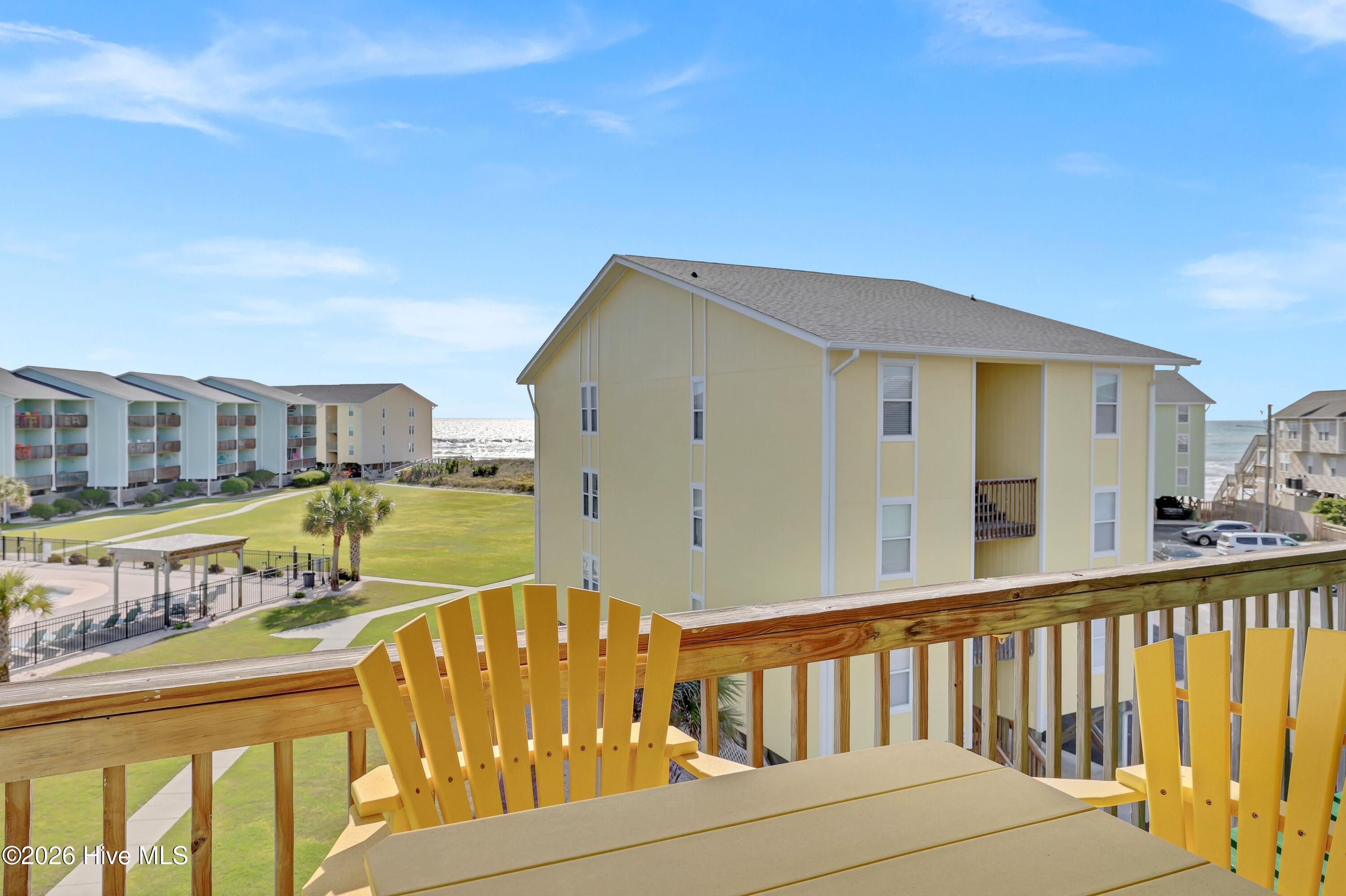 918 N New River Drive UNIT 331, Surf City, NC, 28445