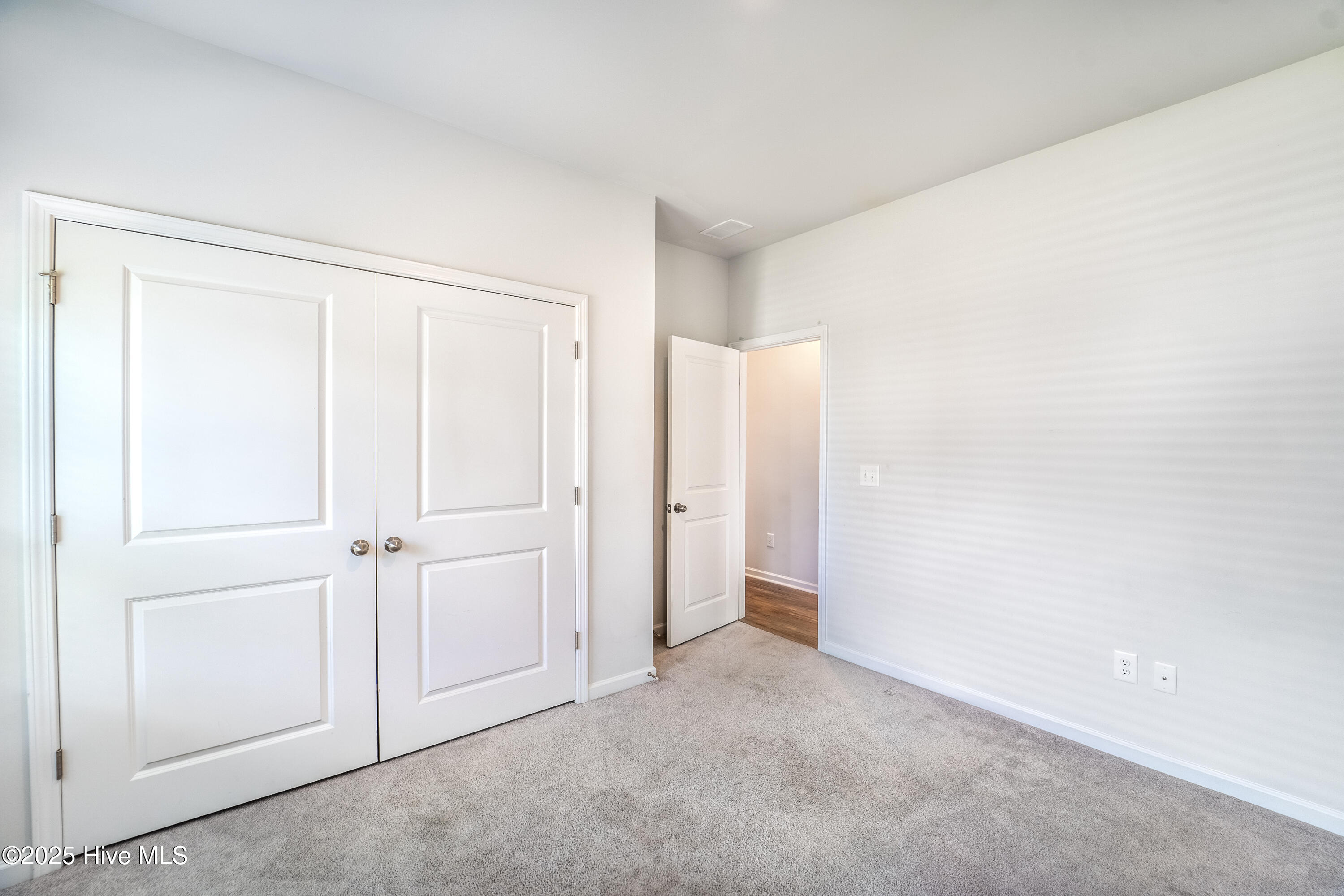 100515314 | Photo 16