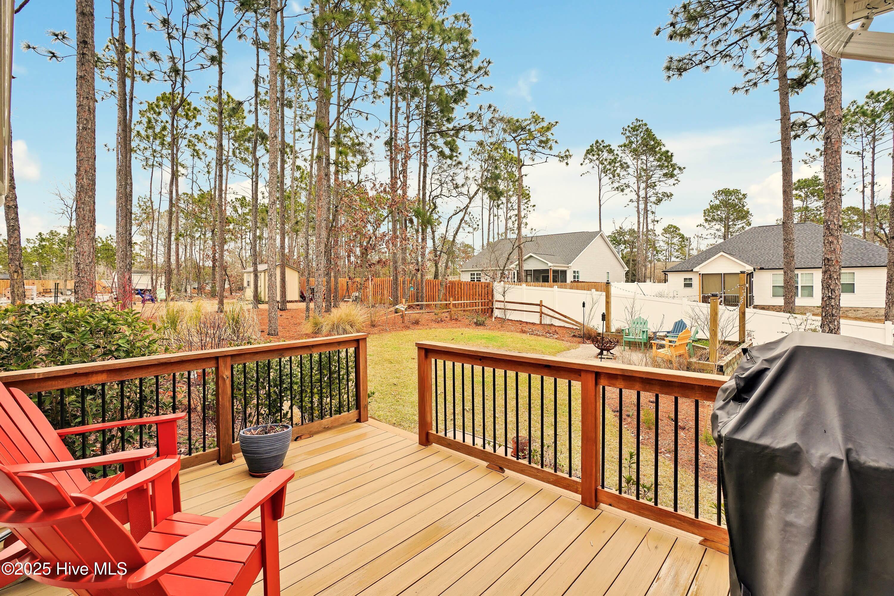 100545300 | Photo 15