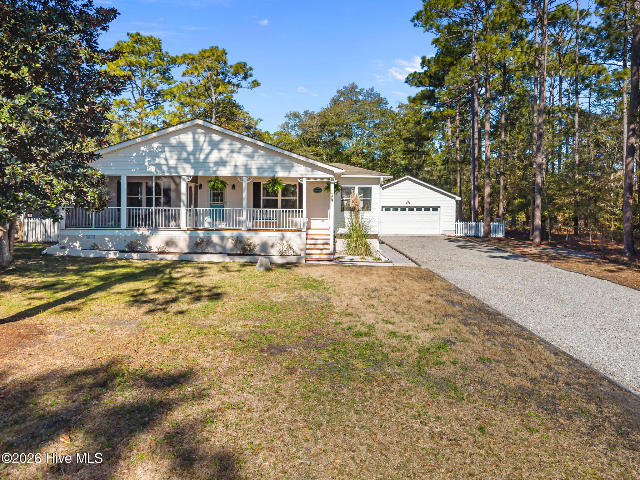 100557804 | Photo 52