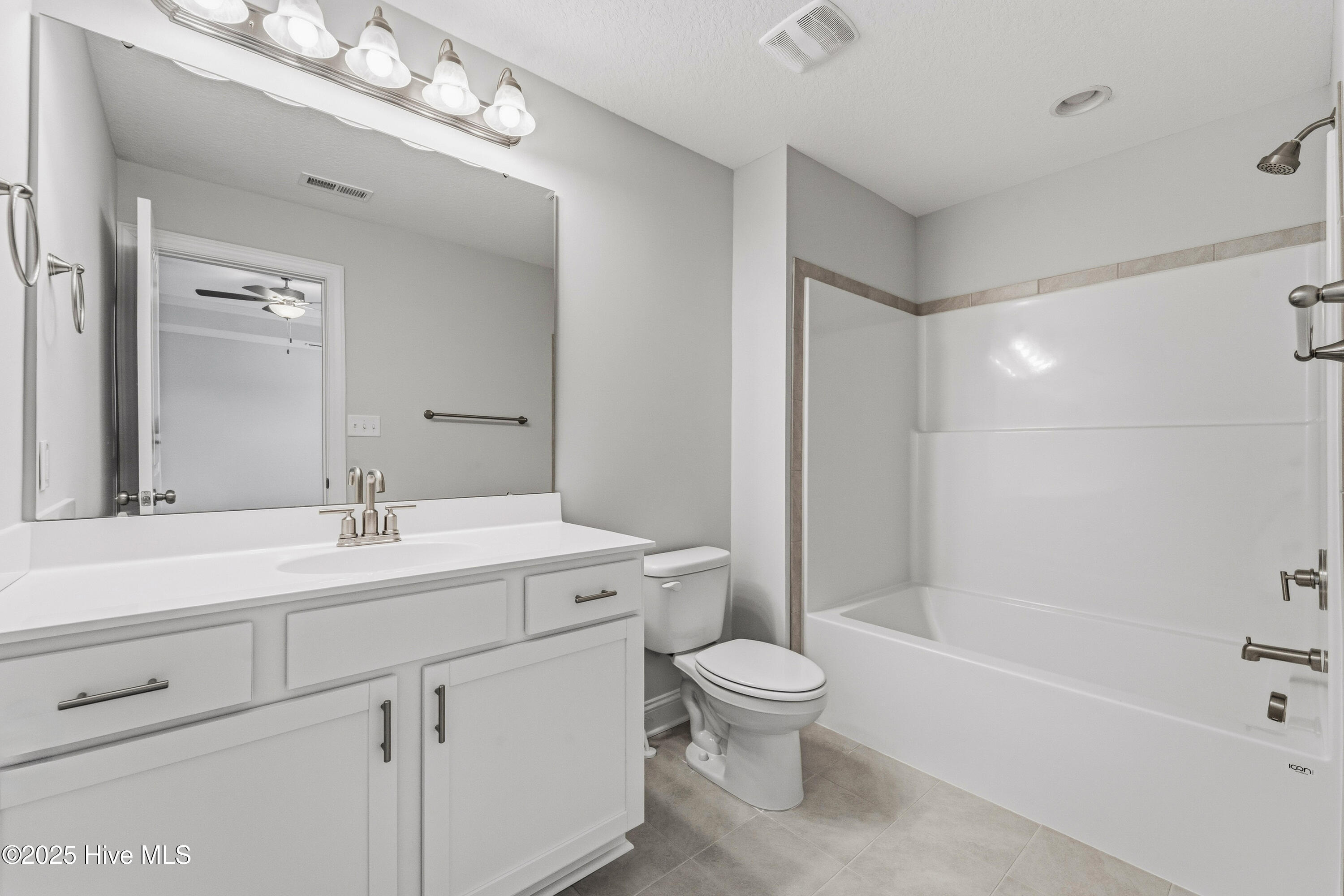 100507168 | Photo 31