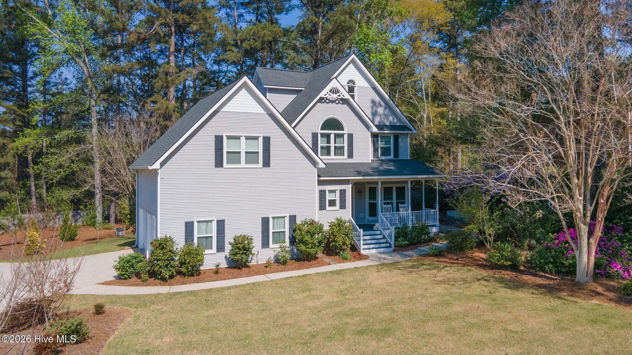 680 Lakeside, Aiken, South Carolina, 3 Bedrooms Bedrooms, 8 Rooms Rooms,4 BathroomsBathrooms,Single family residence,For sale,Lakeside,100574604