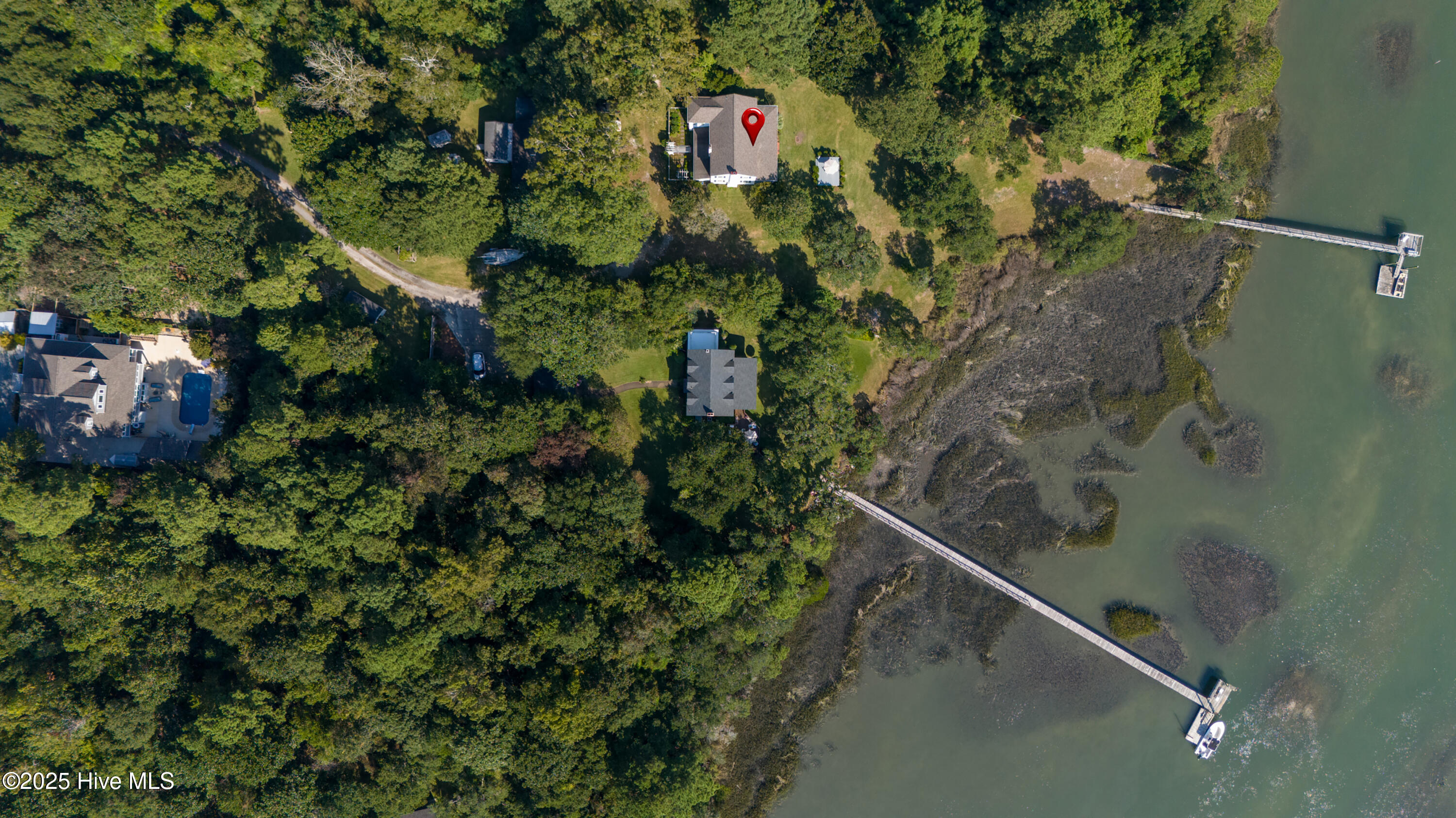 100535774 | Photo 21