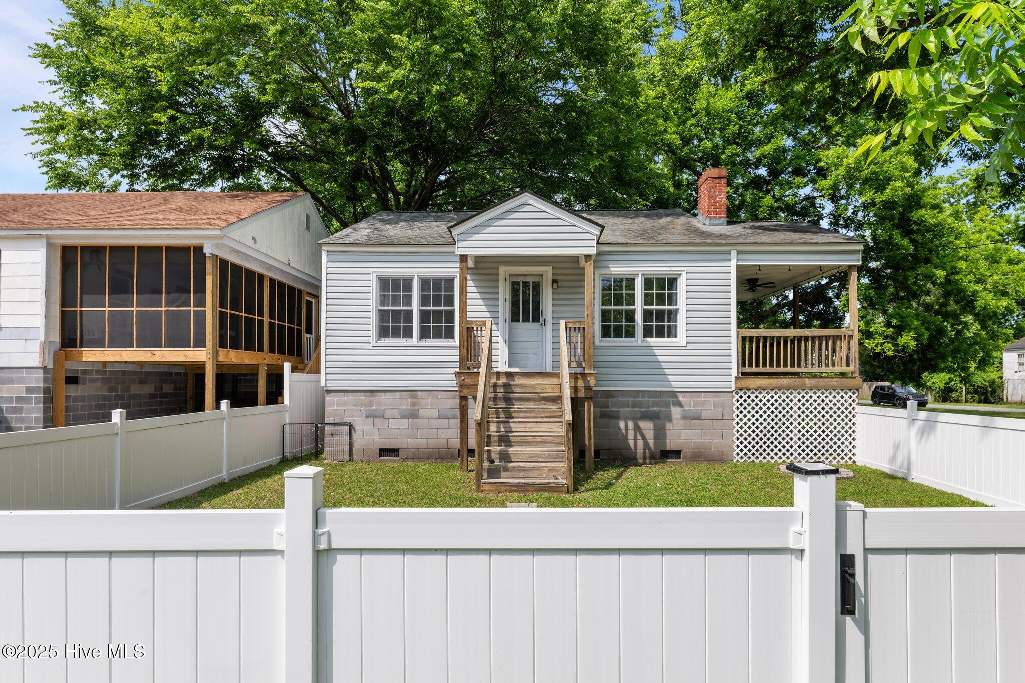 2402 Oaks Road,New Bern