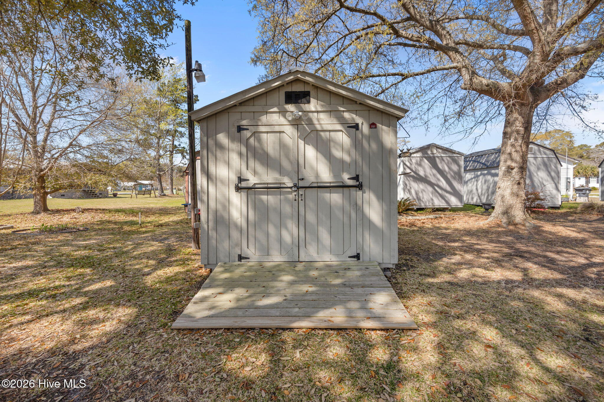 100564054 | Photo 28