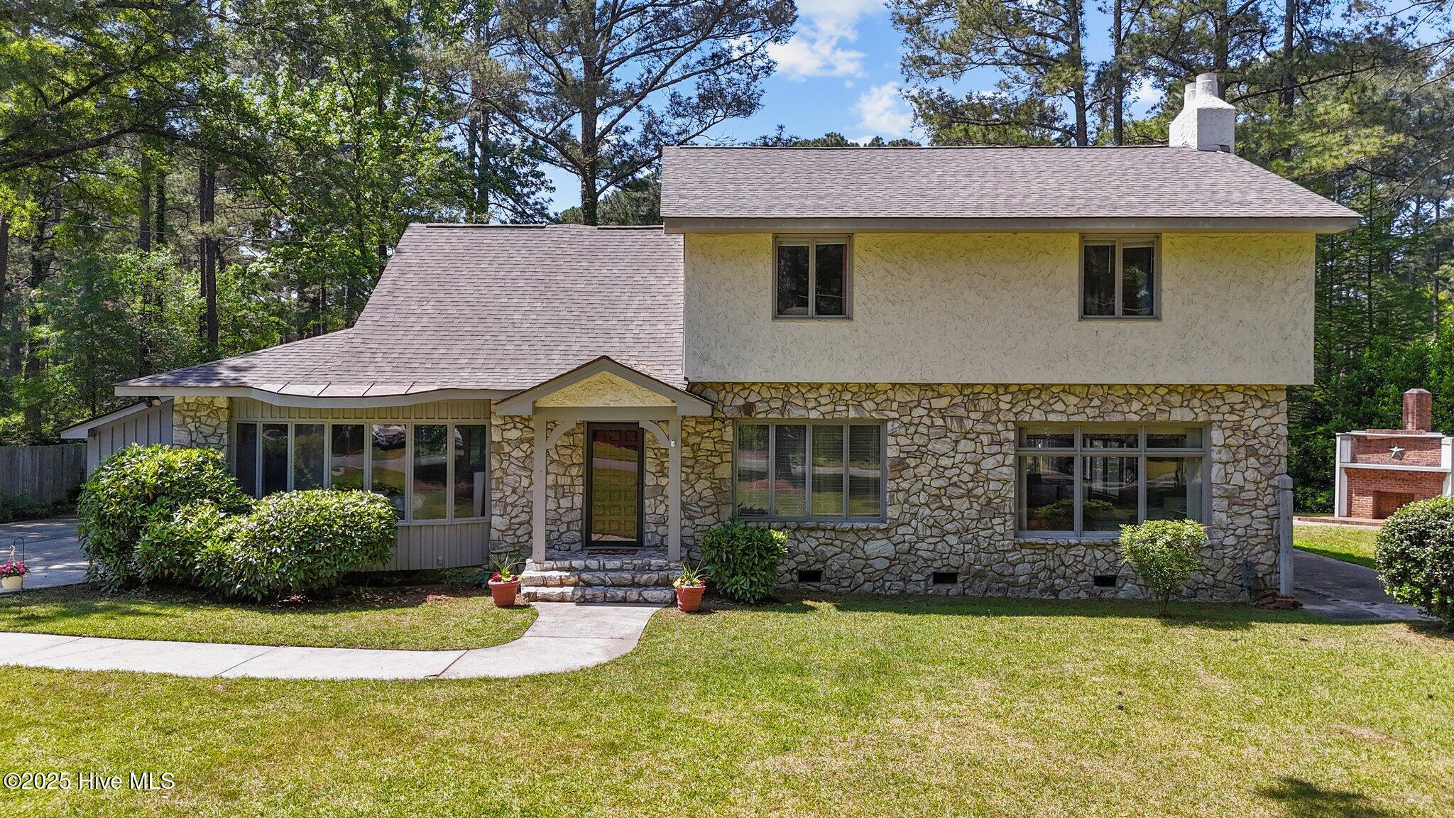 Property at 409 Holding Street