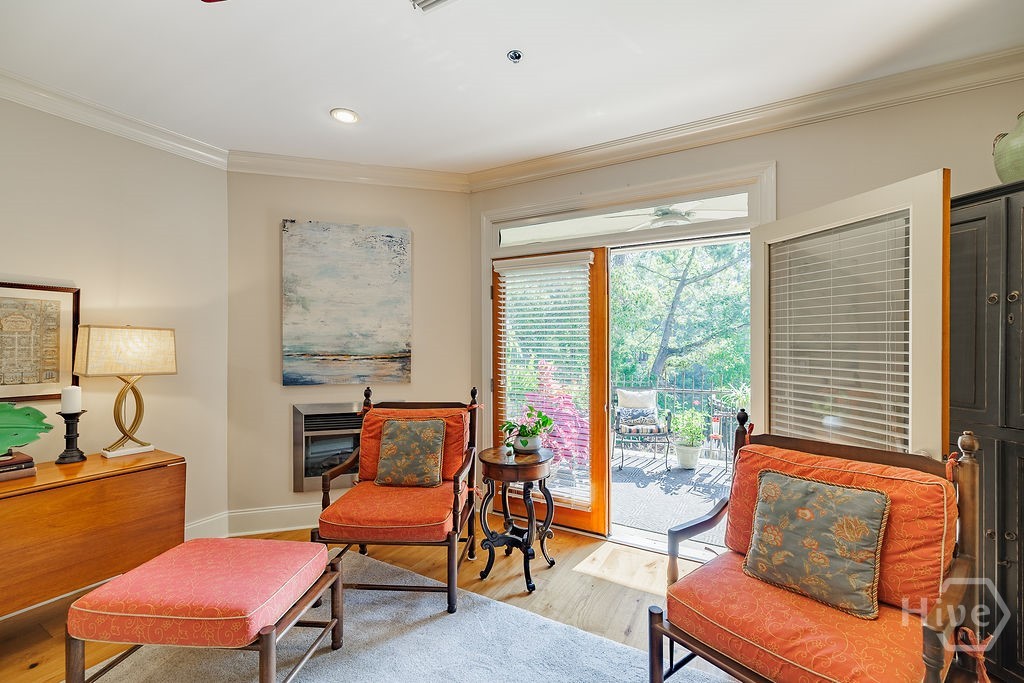 125 Woodlake Drive 207