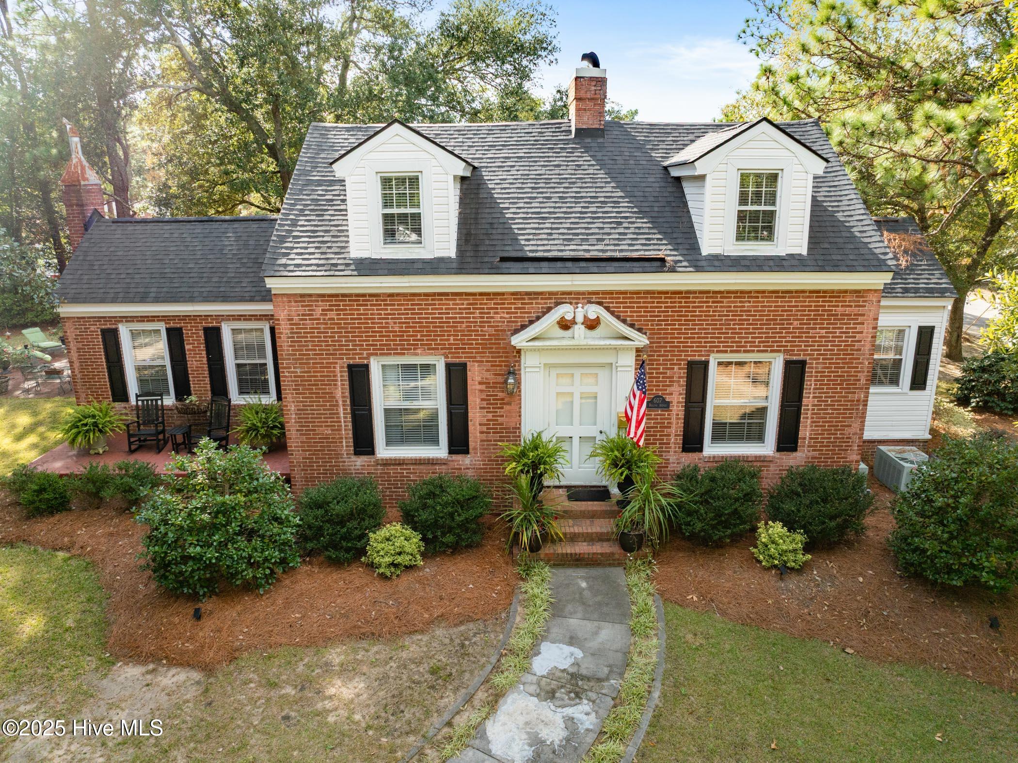 Homes for sale in Hamlet, NC | 607 Rollins Ave, Hamlet, NC 28345 | MLS# 100541642