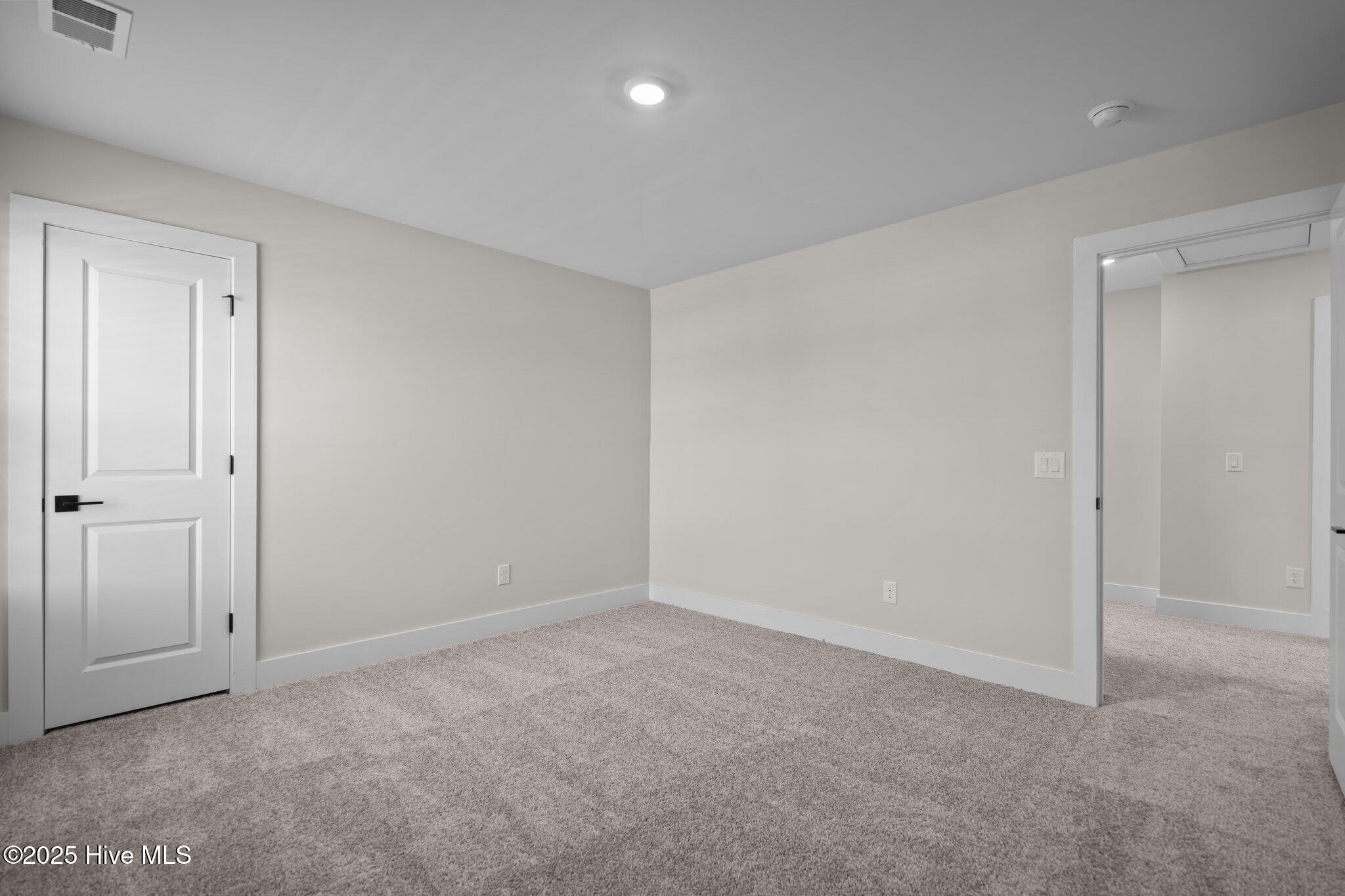 100541111 | Photo 31