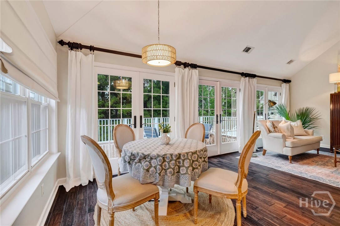 Breakfast Room off Kitchen