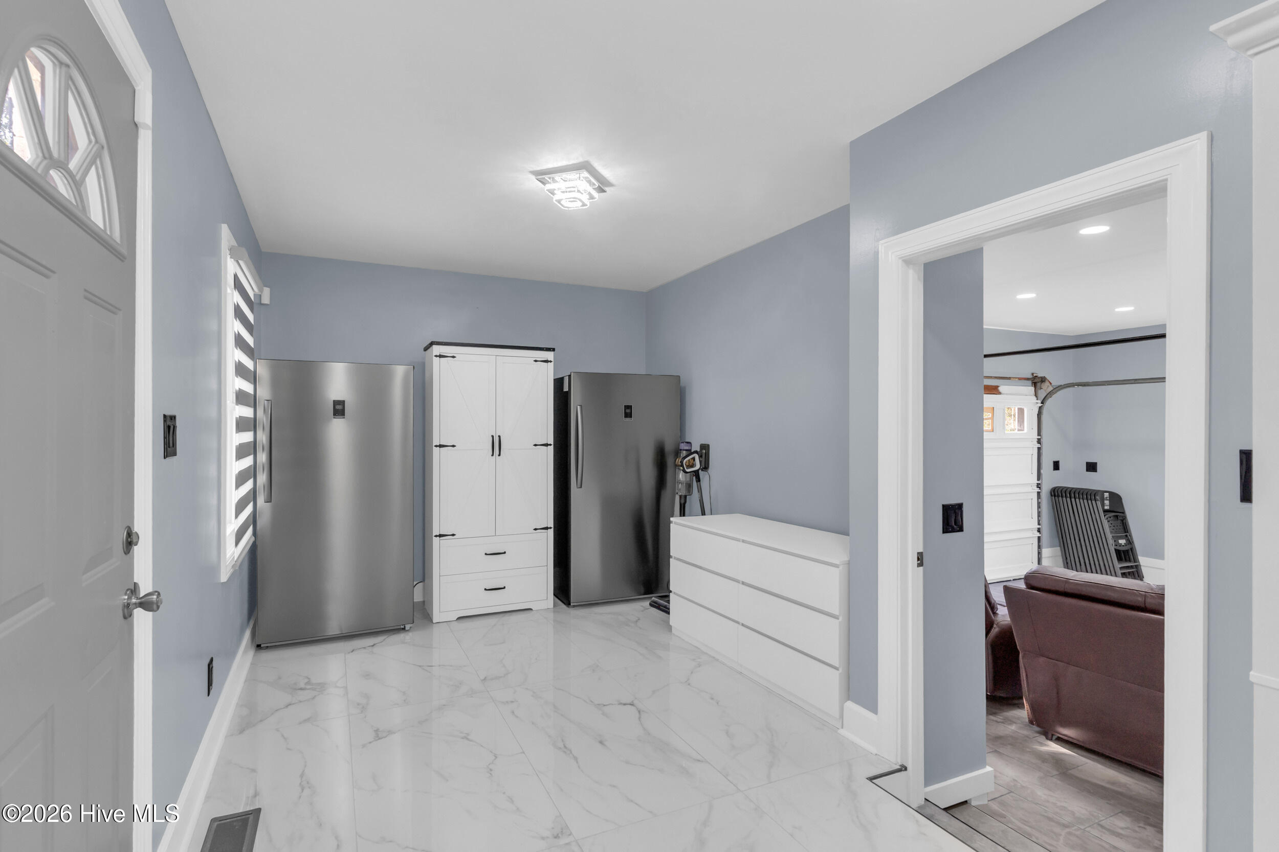 100548646 | Photo 35