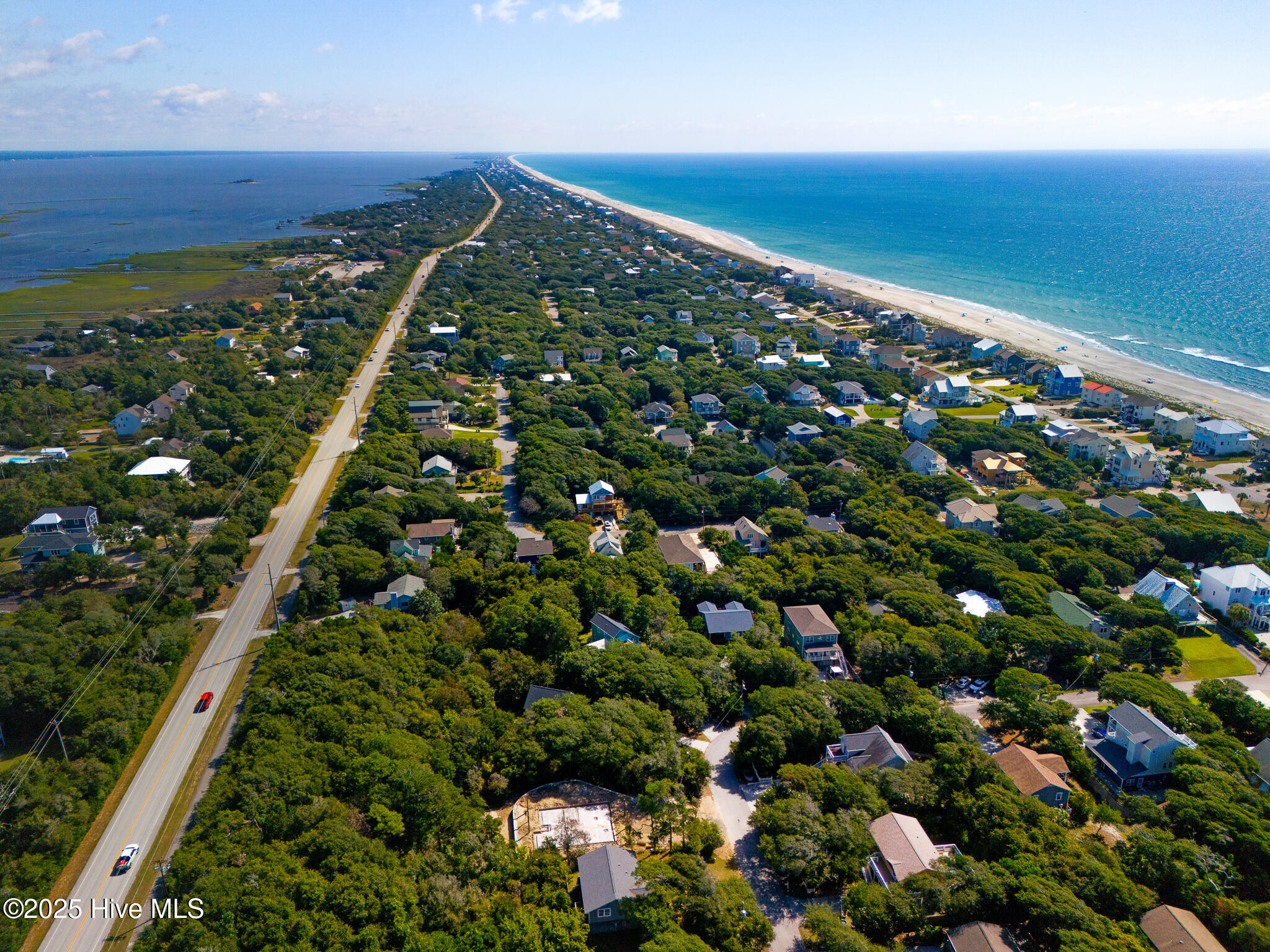 100533935 | Photo 36