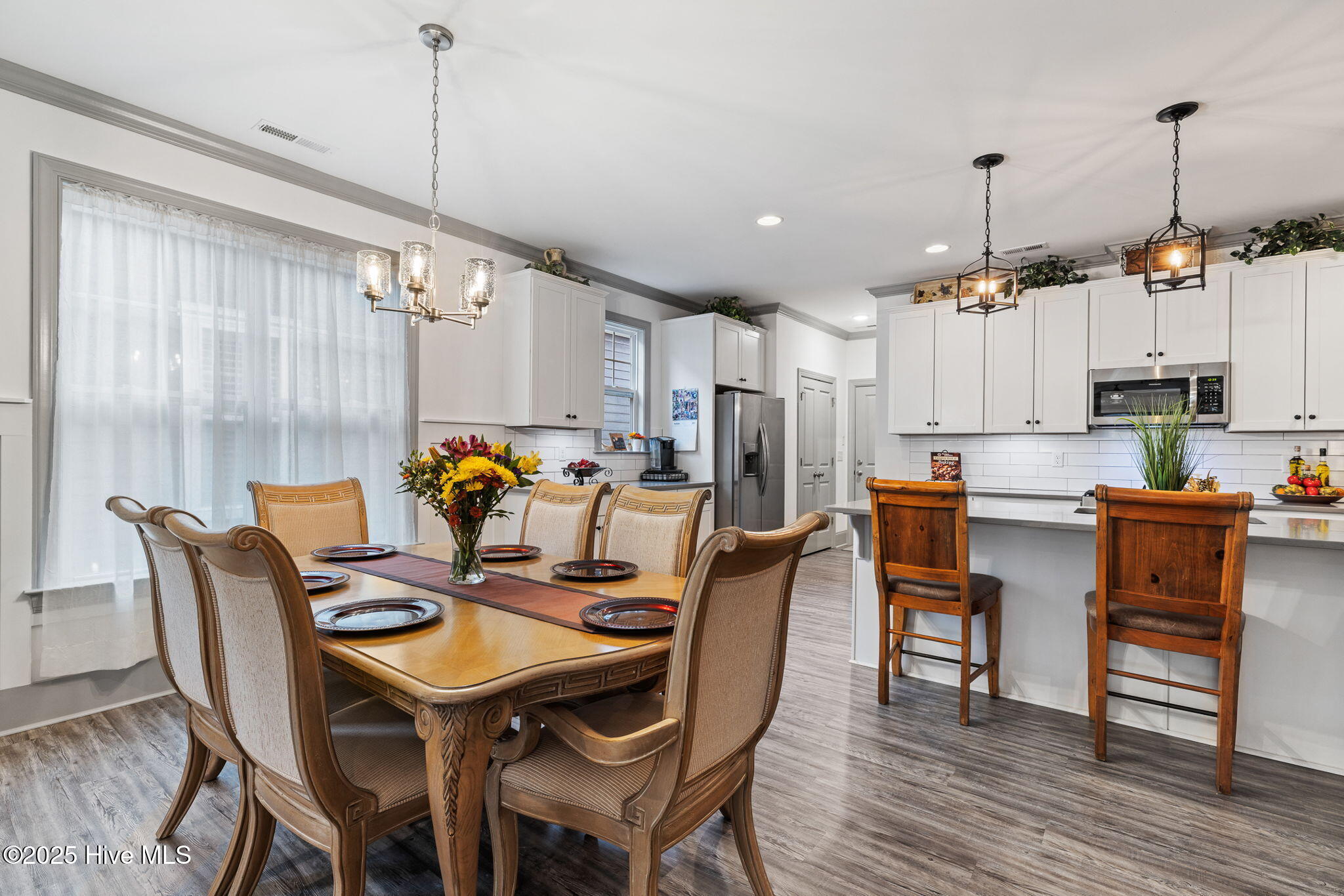 100541268 | Photo 19