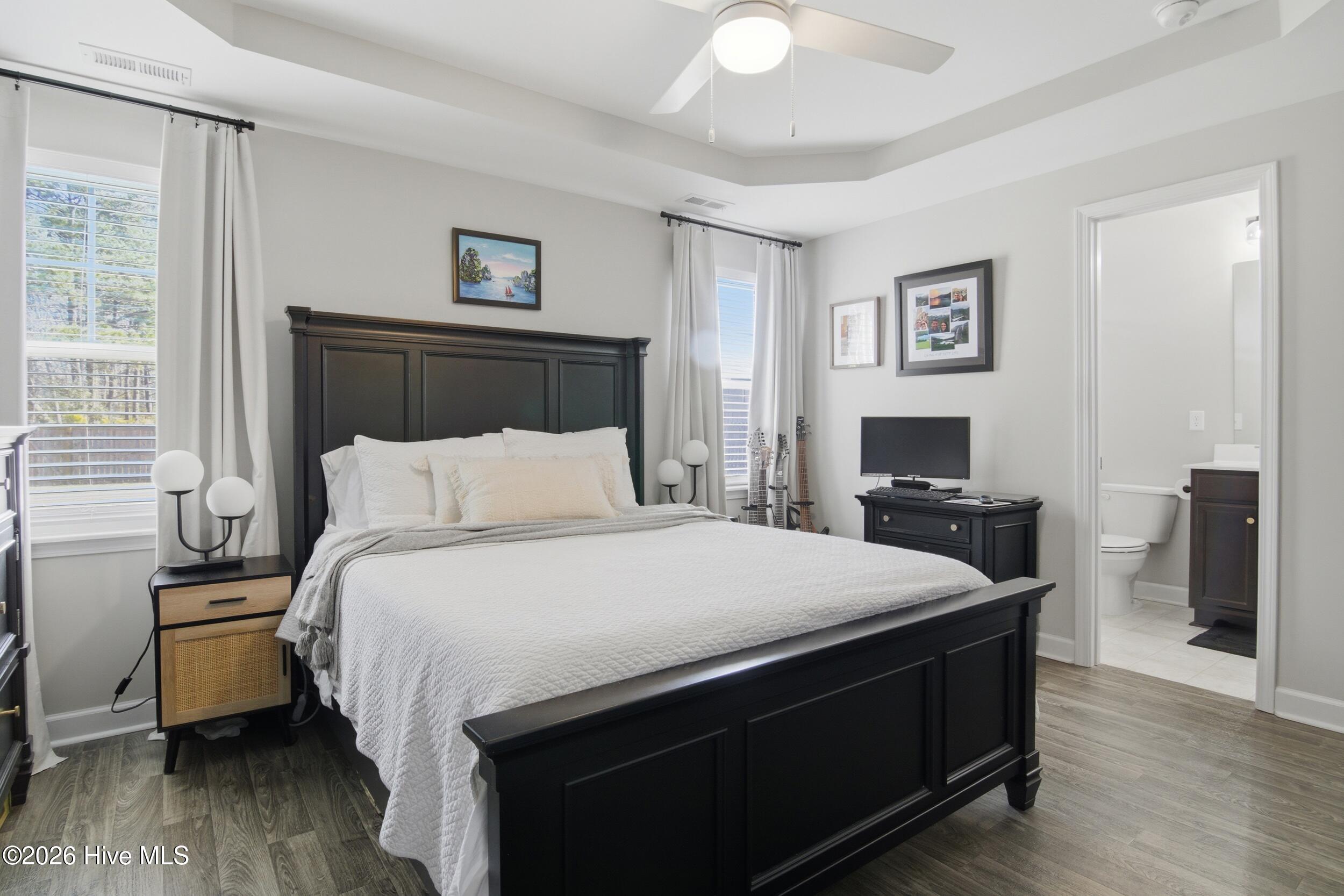 100553402 | Photo 21