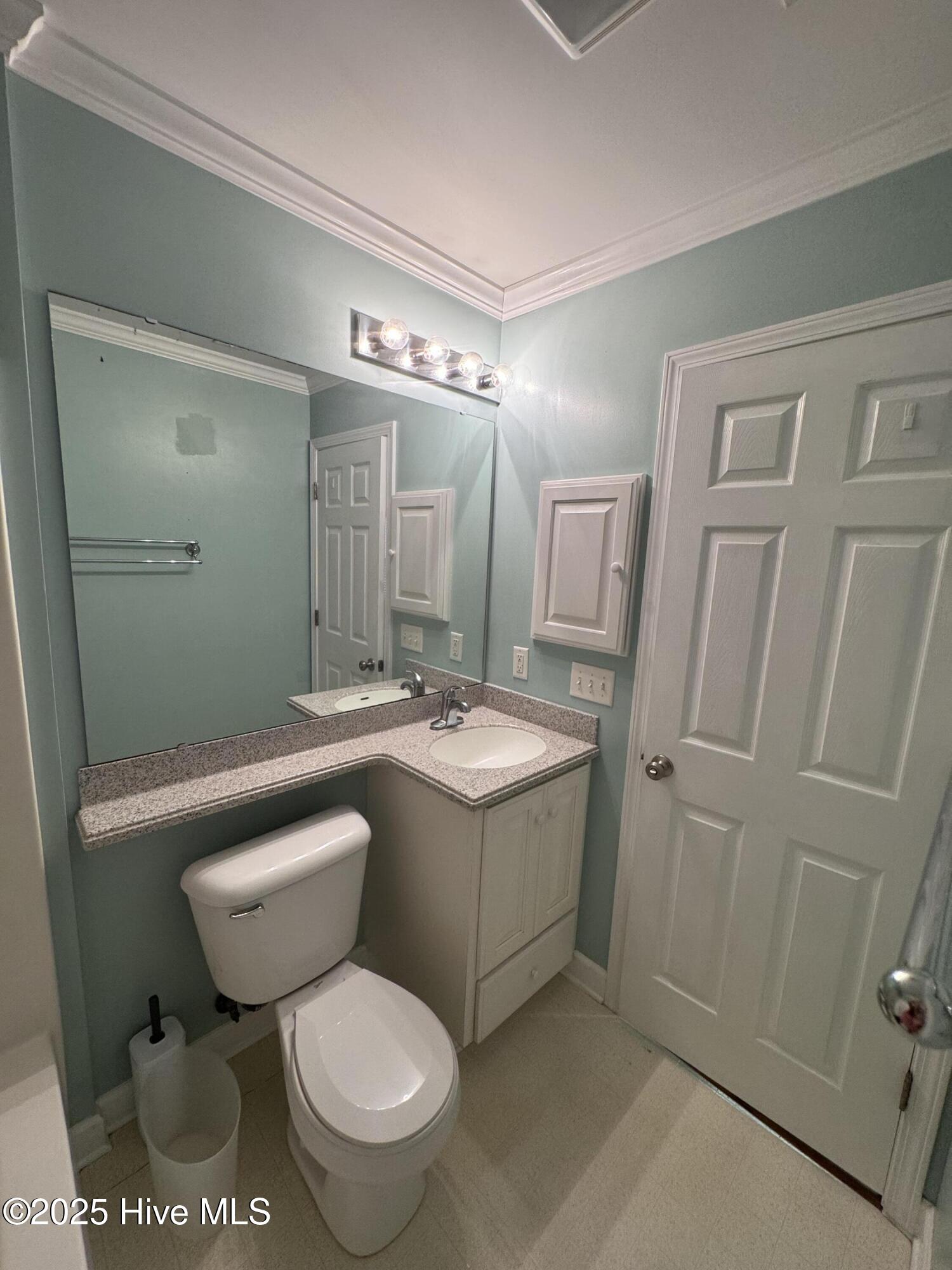 100535506 | Photo 23