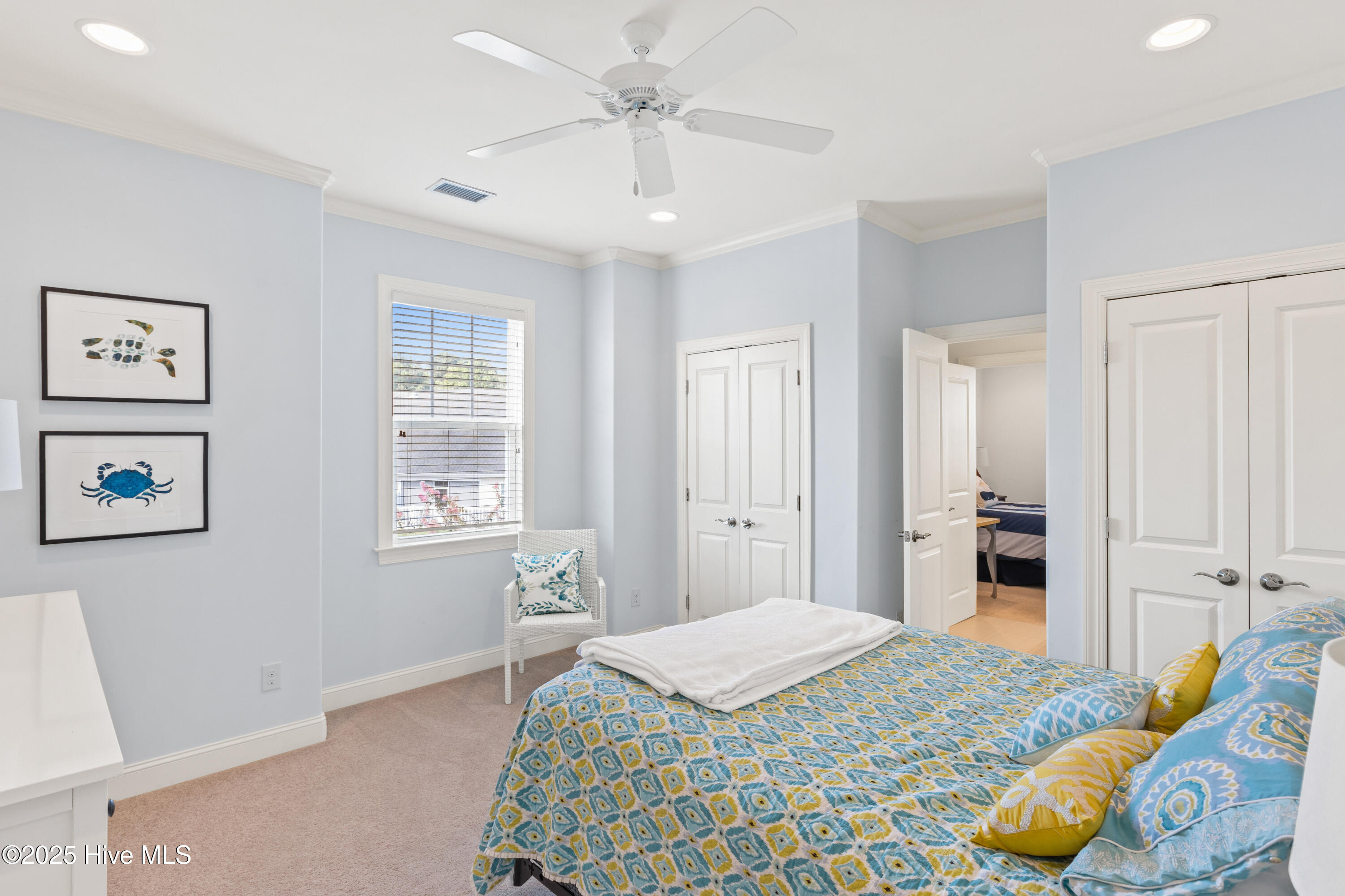 100559107 | Photo 35