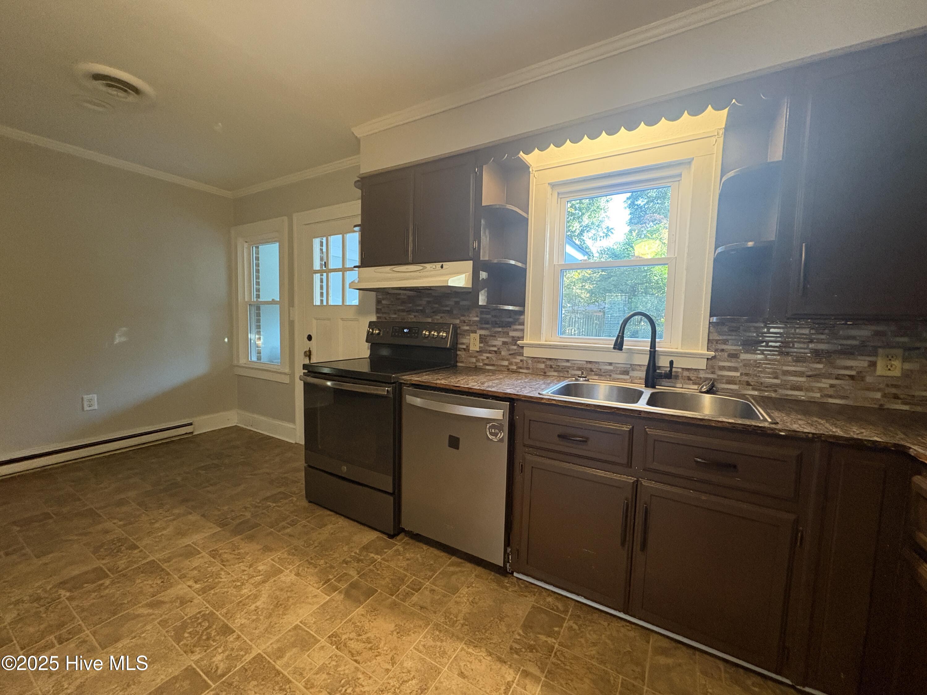 301 River Road, Washington, NC, 27889