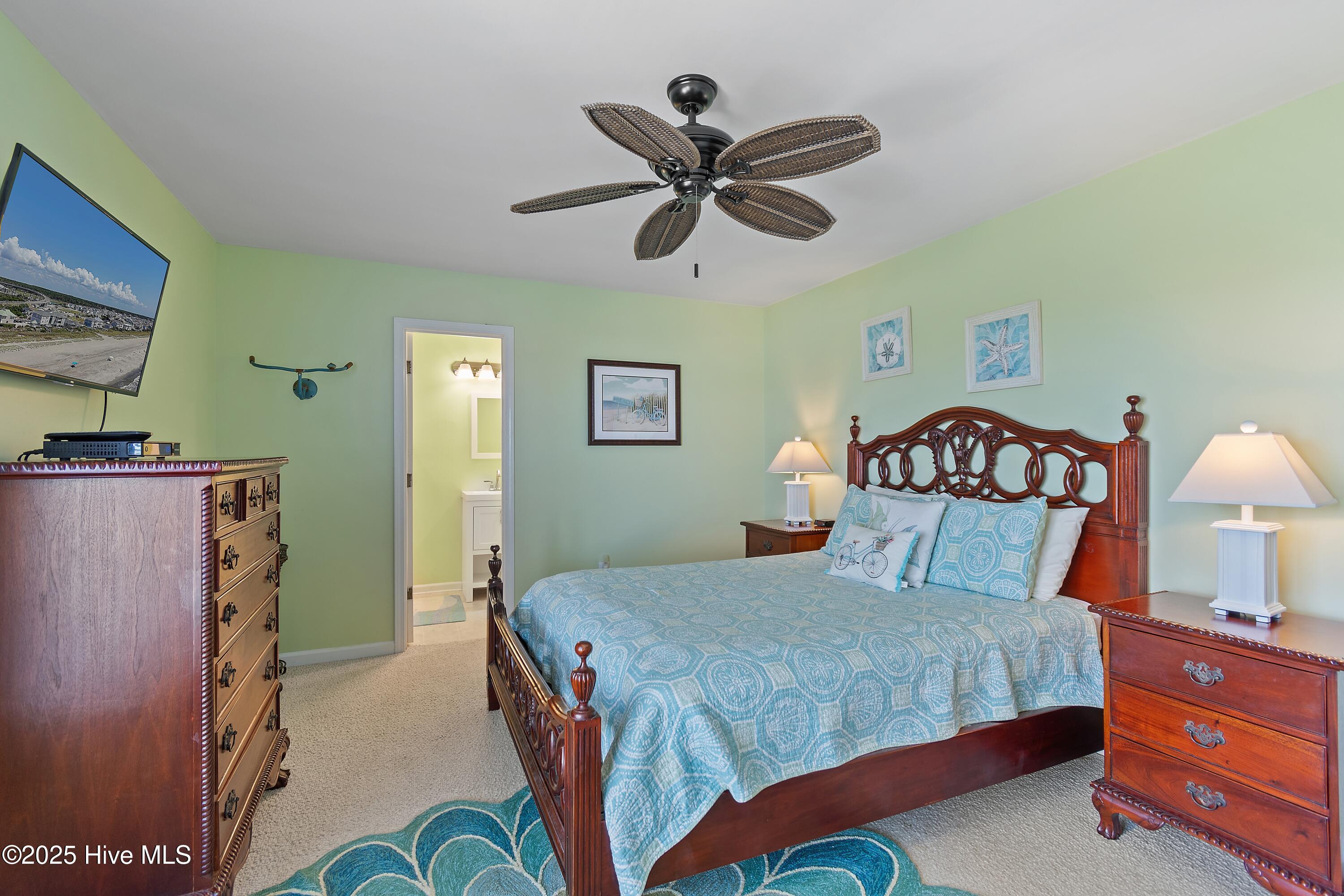 100536498 | Photo 65