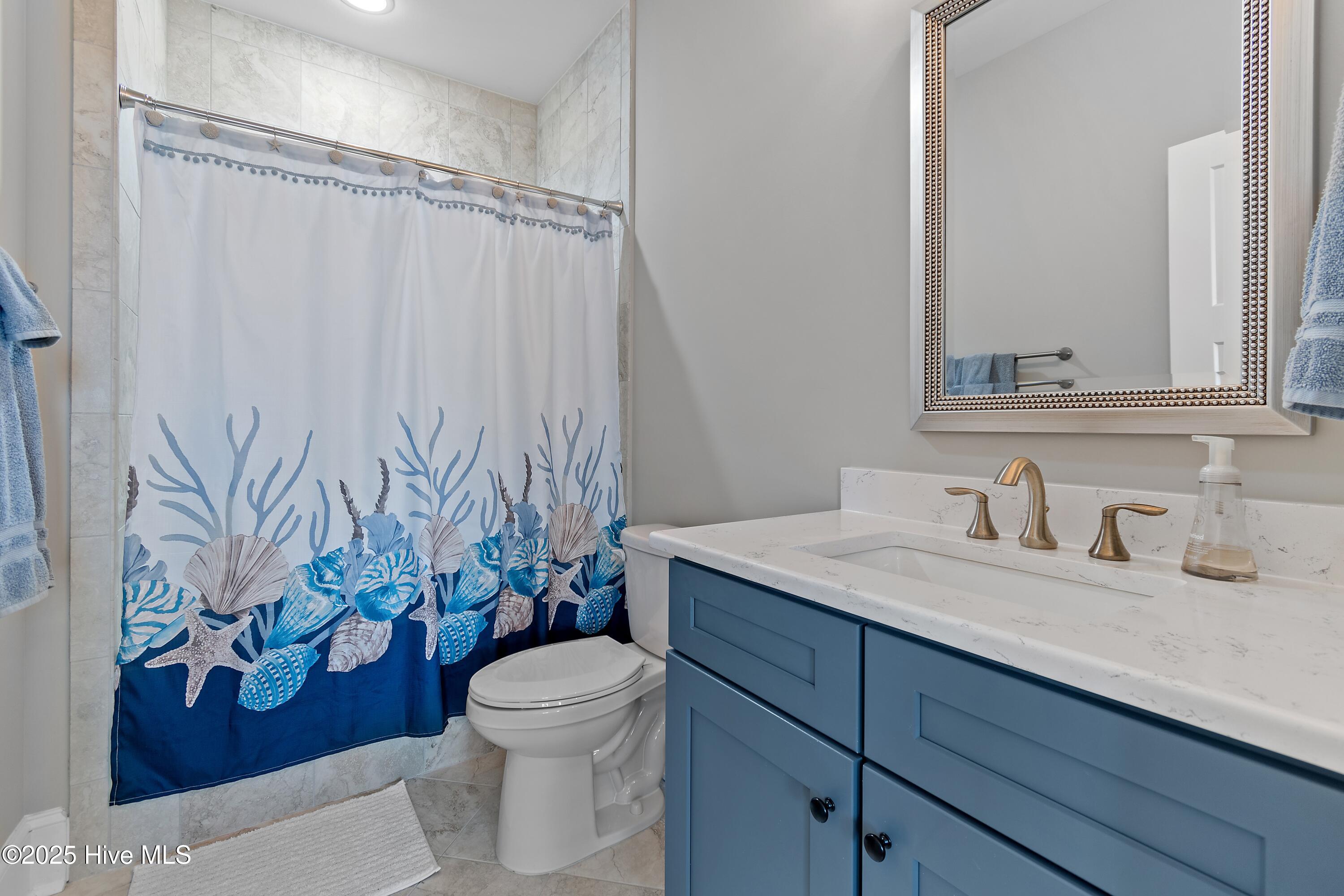 100551206 | Photo 40