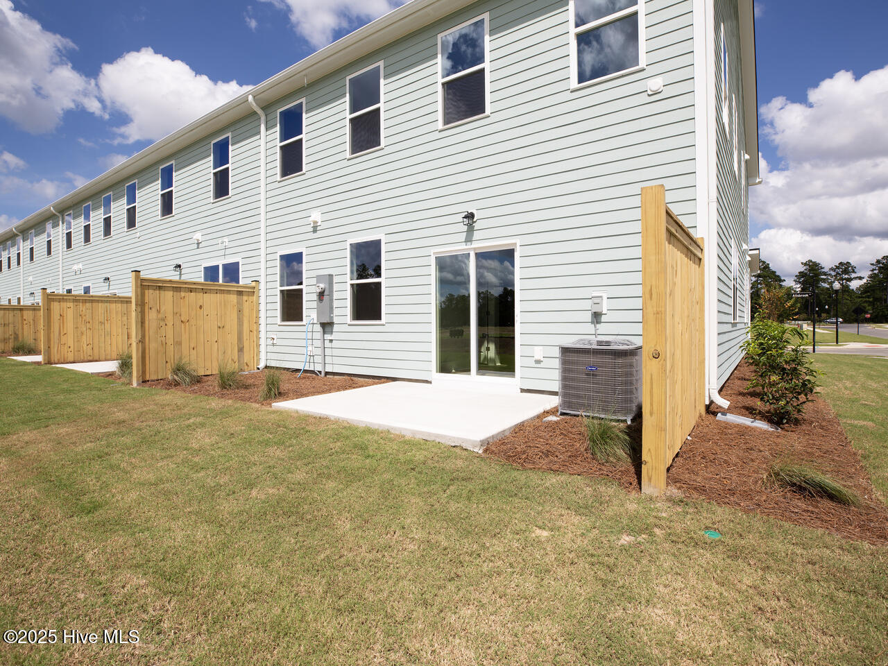 100548496 | Photo 30