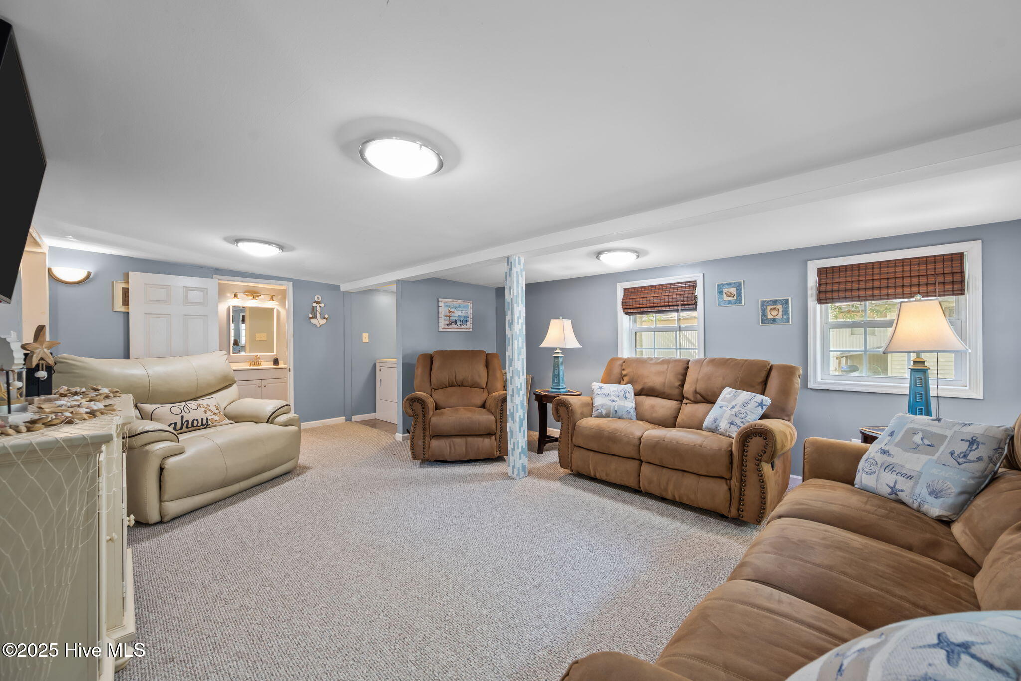 100535152 | Photo 15