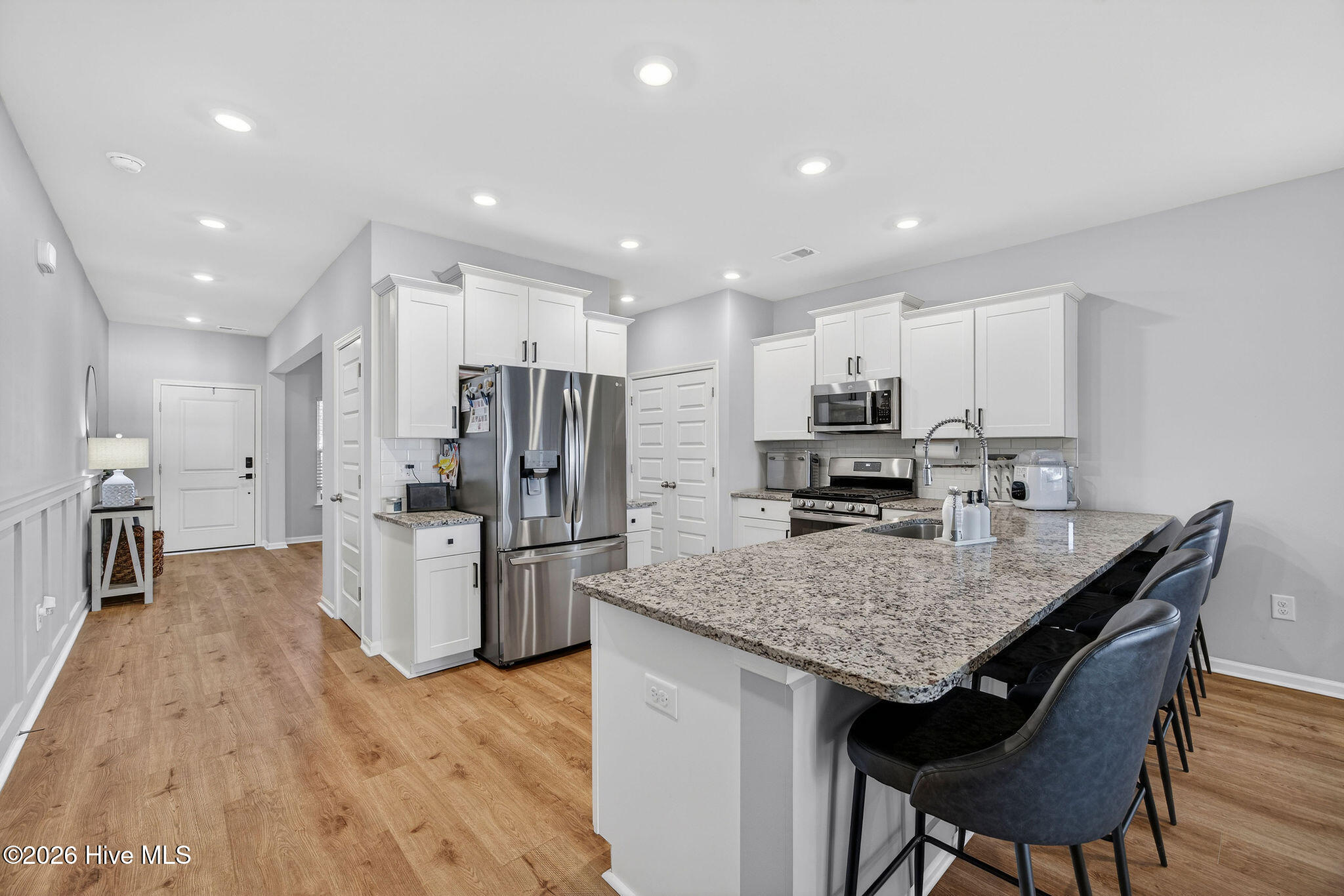 100550096 | Photo 13