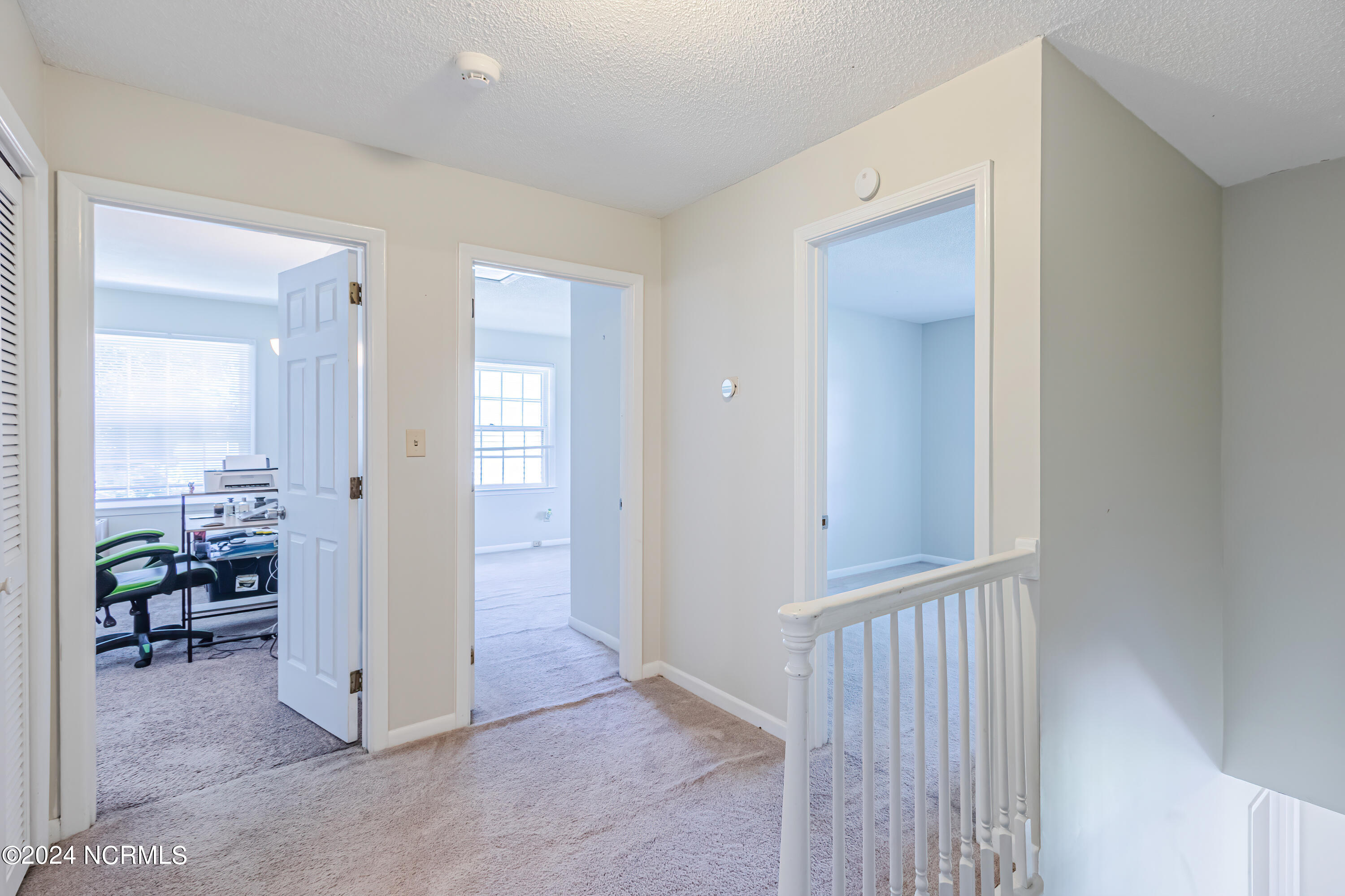 100448019 | Photo 37