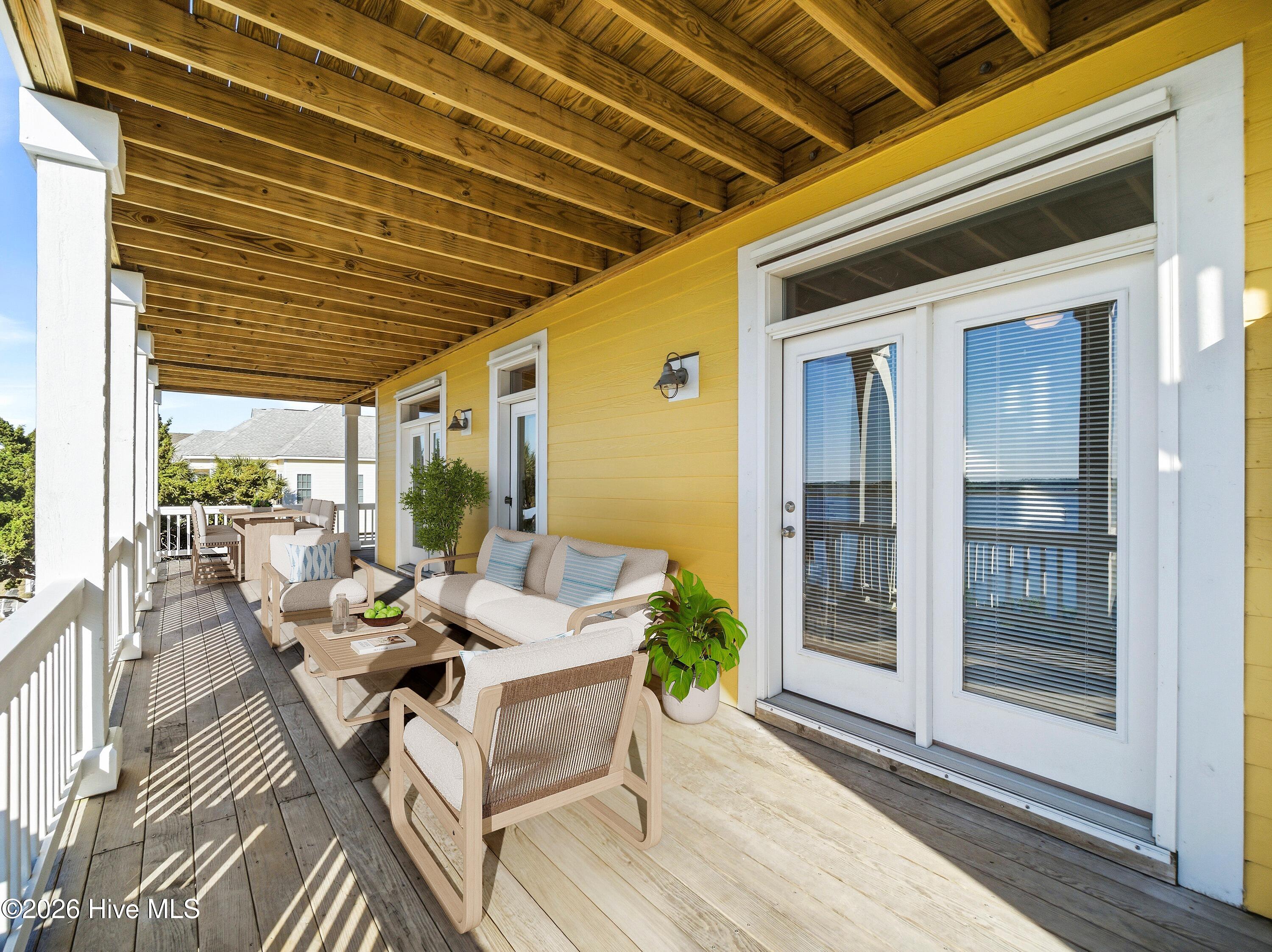 100569349 | Photo 31