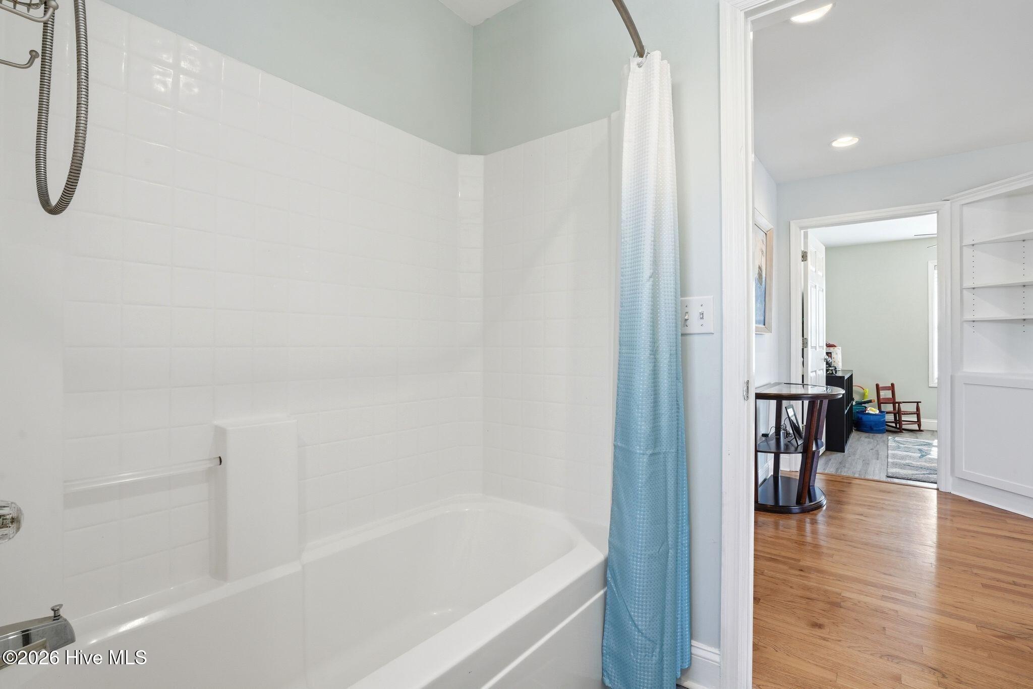 100555111 | Photo 67