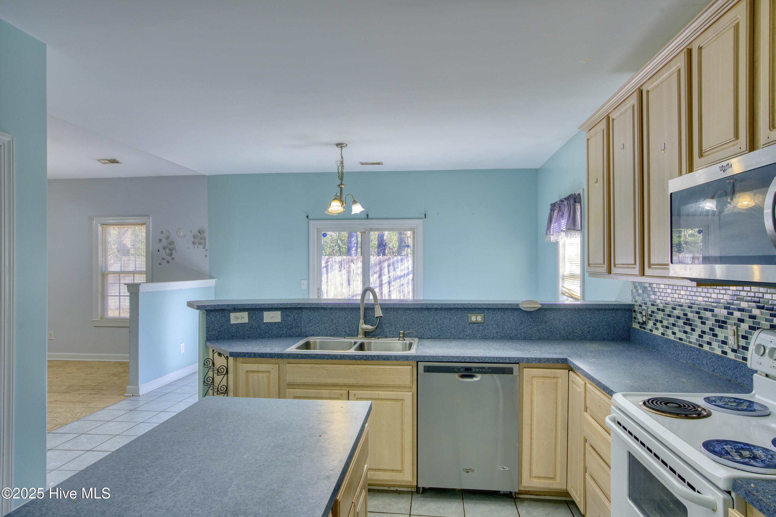 1020 Lake Norman Lane, Leland, NC 28451 – photo 10: 1020 Norman Lake - Interior - Edited_6