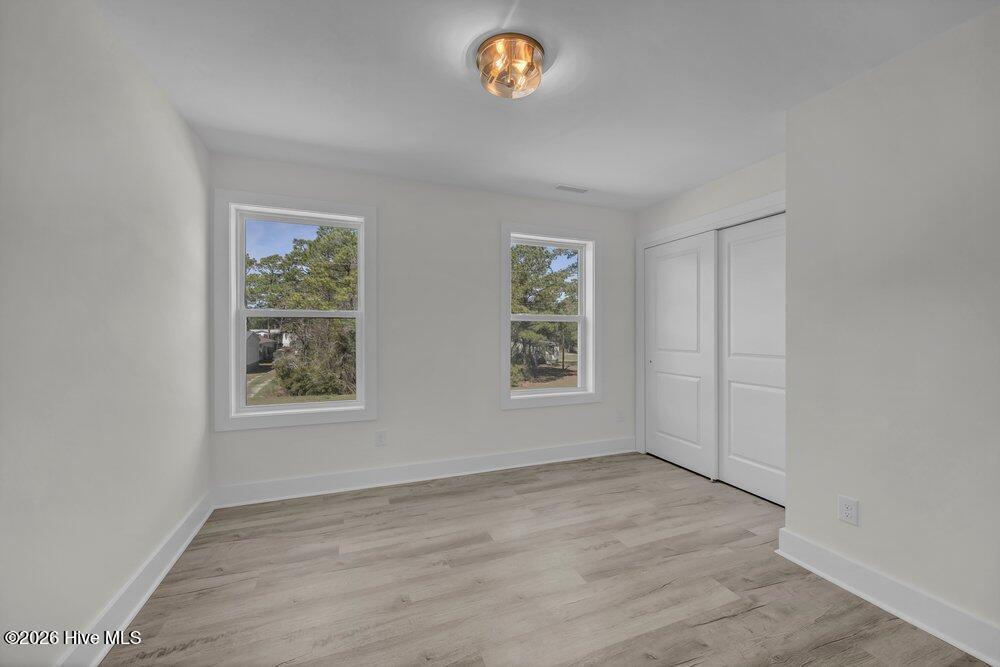 100561461 | Photo 18