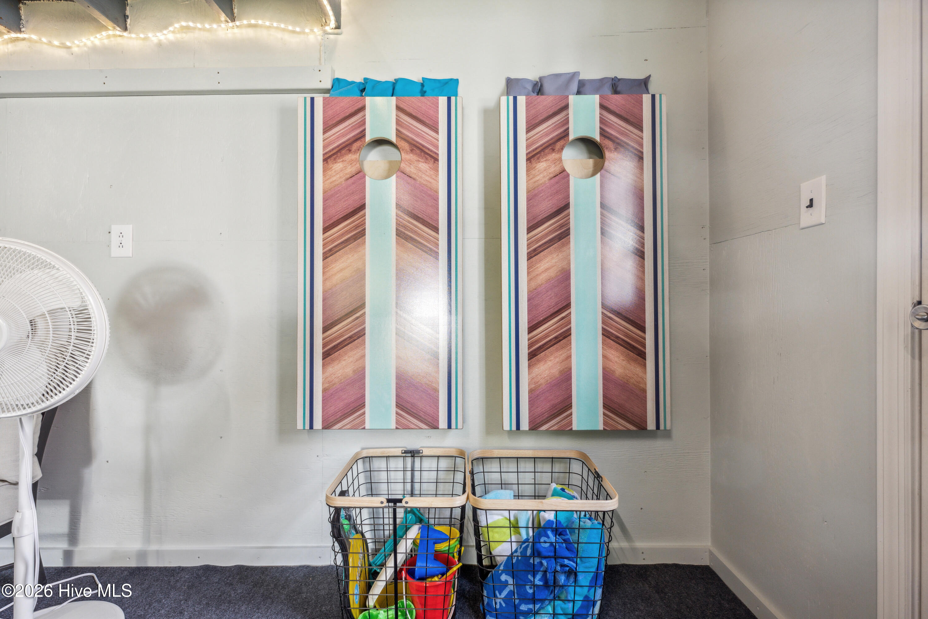 100569125 | Photo 51