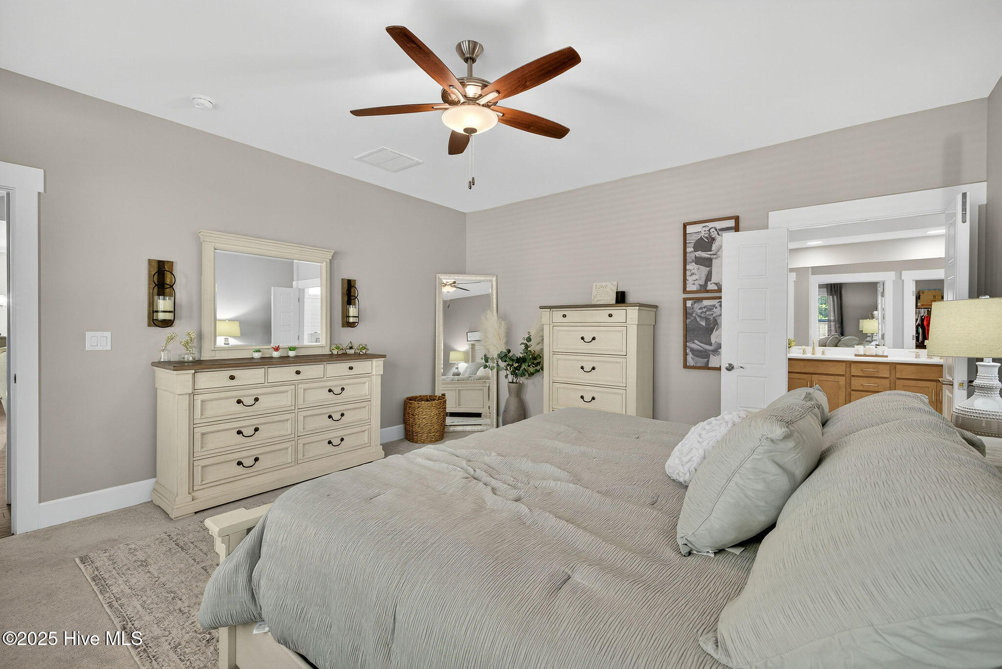 447 Beaumont Oaks Drive, Wilmington, NC 28411 – photo 15: Primary Bedroom.4 - 447 Beaumont