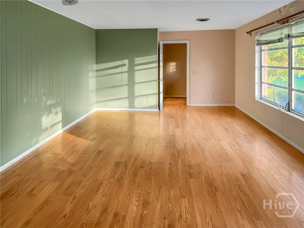 5th image of 801 S Gordon Ave, Adel, GA 31620 | MLS# SA359867