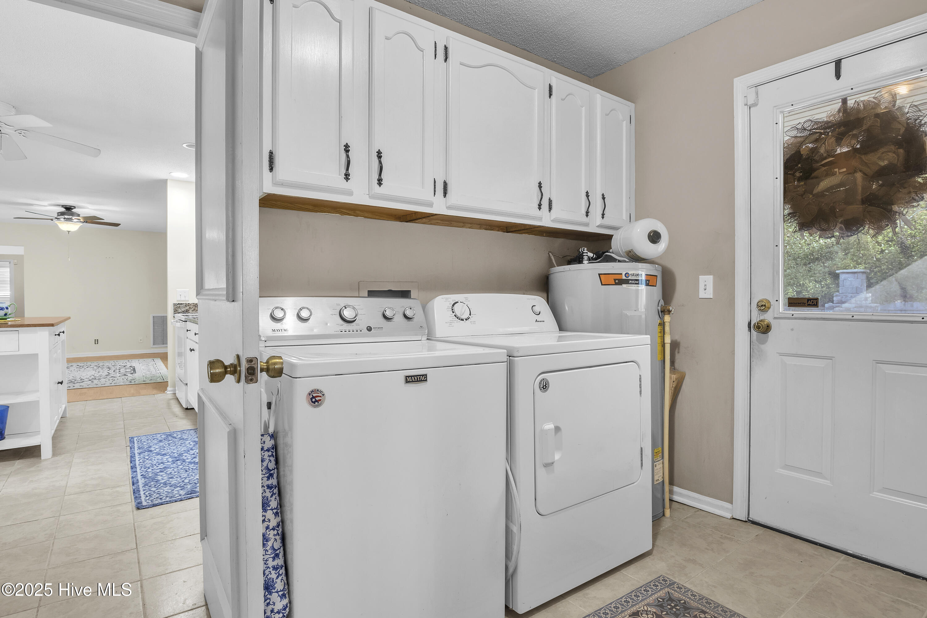 100536846 | Photo 22