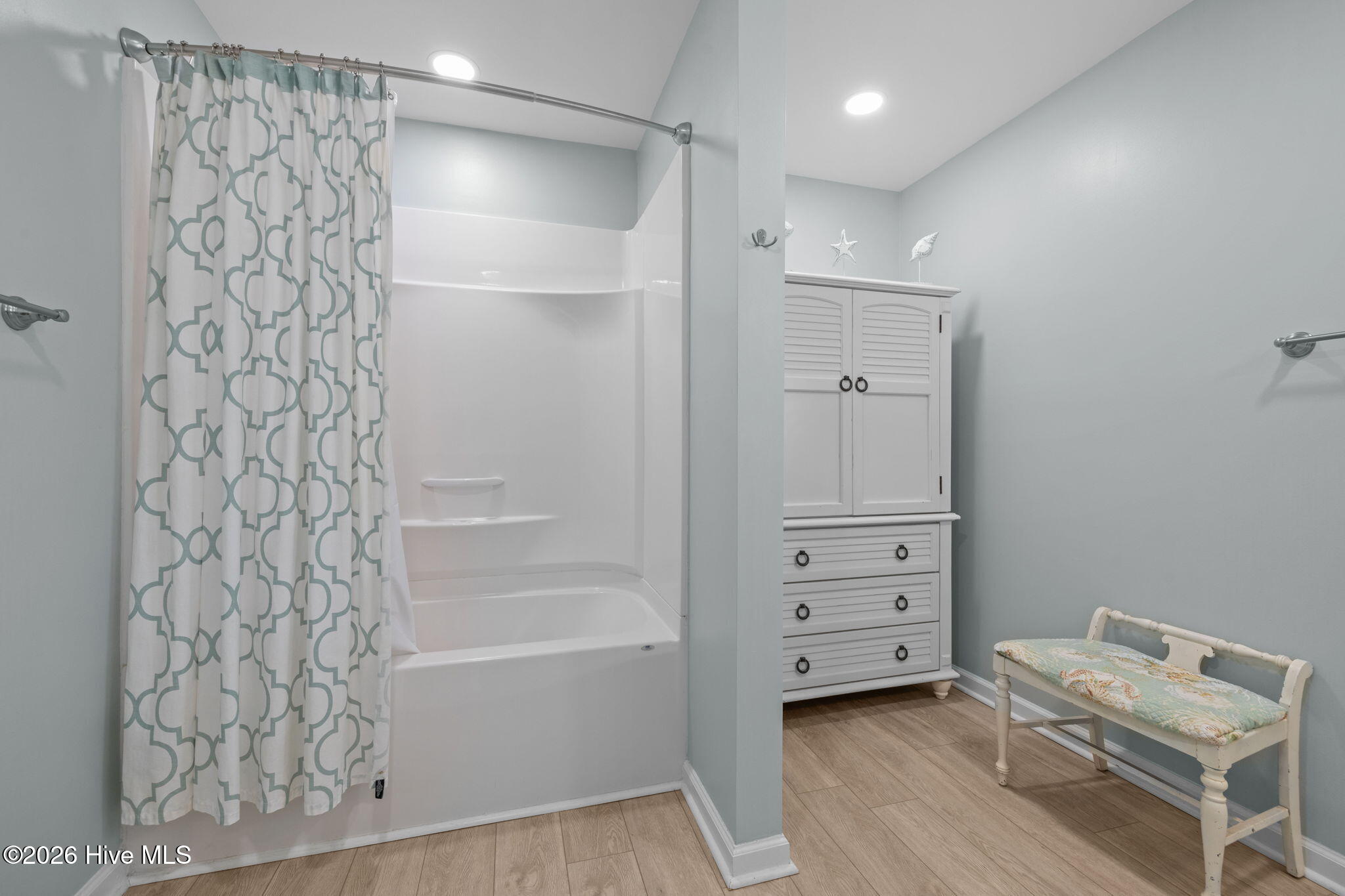 100555254 | Photo 24