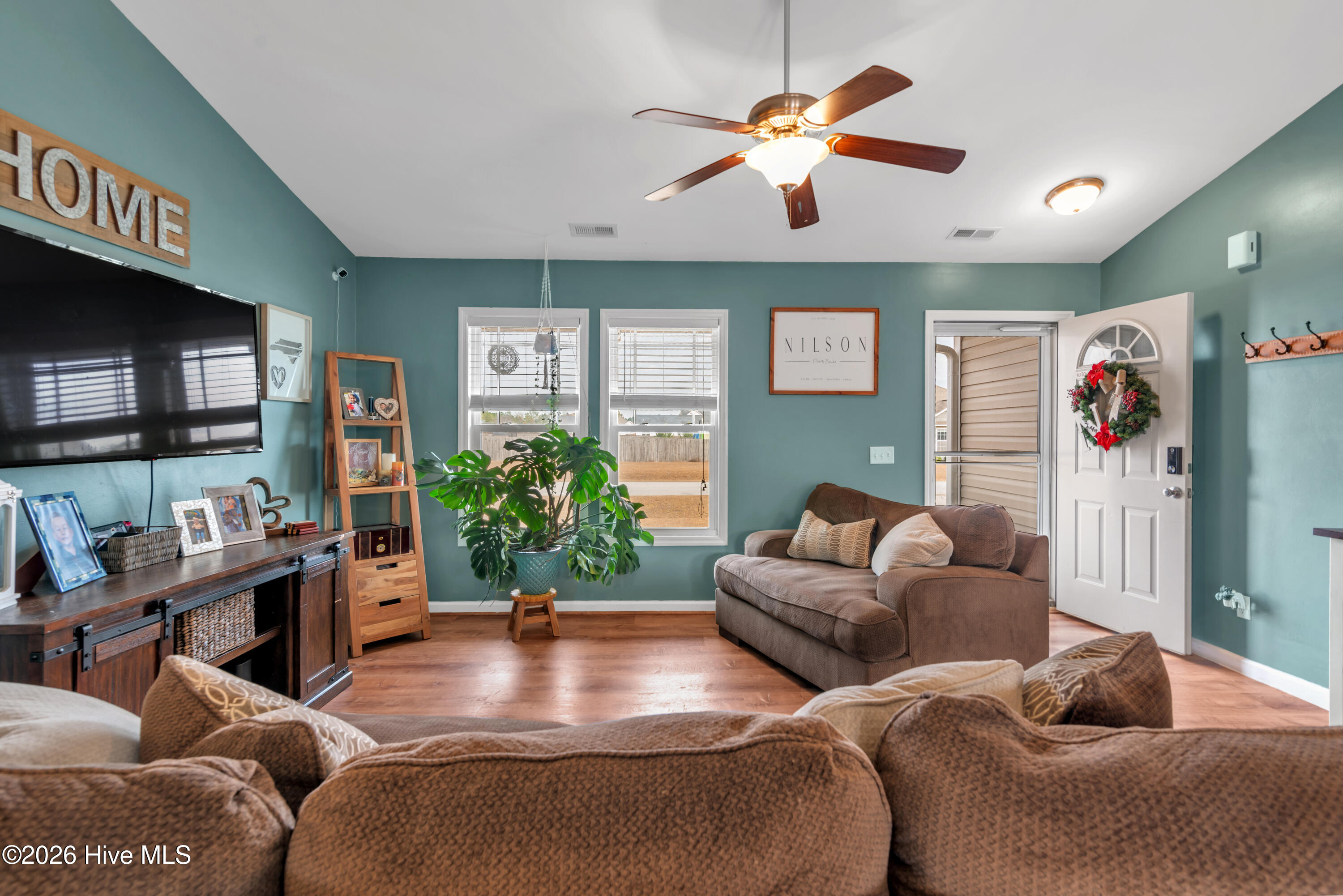 100558524 | Photo 11