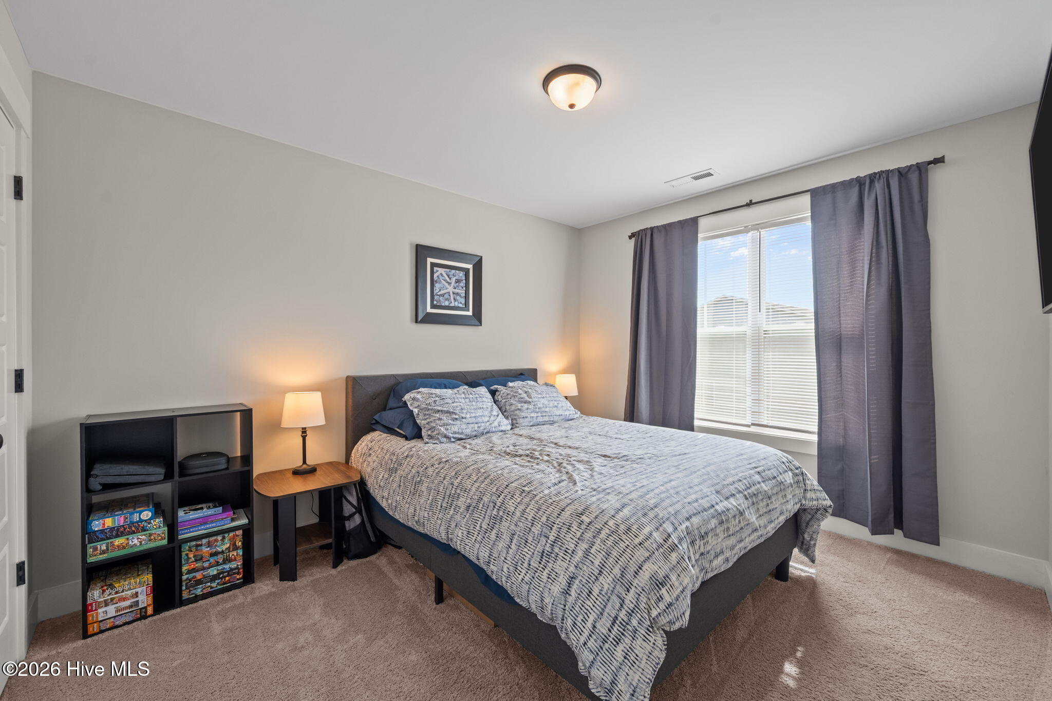 100564806 | Photo 18