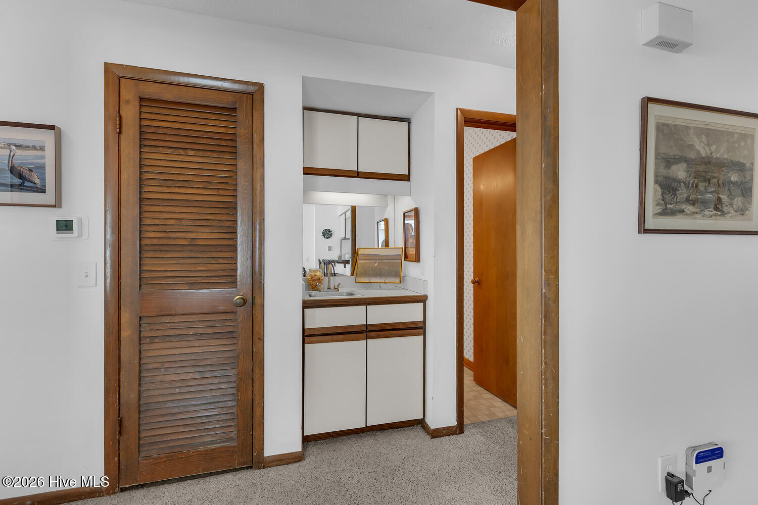 100560300 | Photo 19