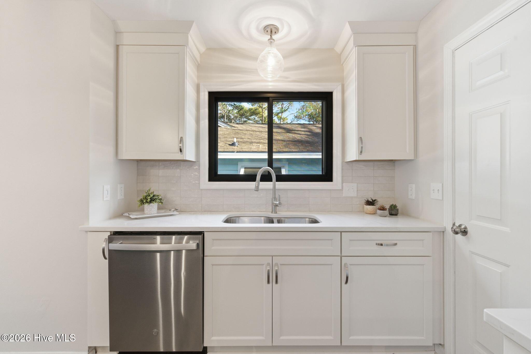 100555481 | Photo 19