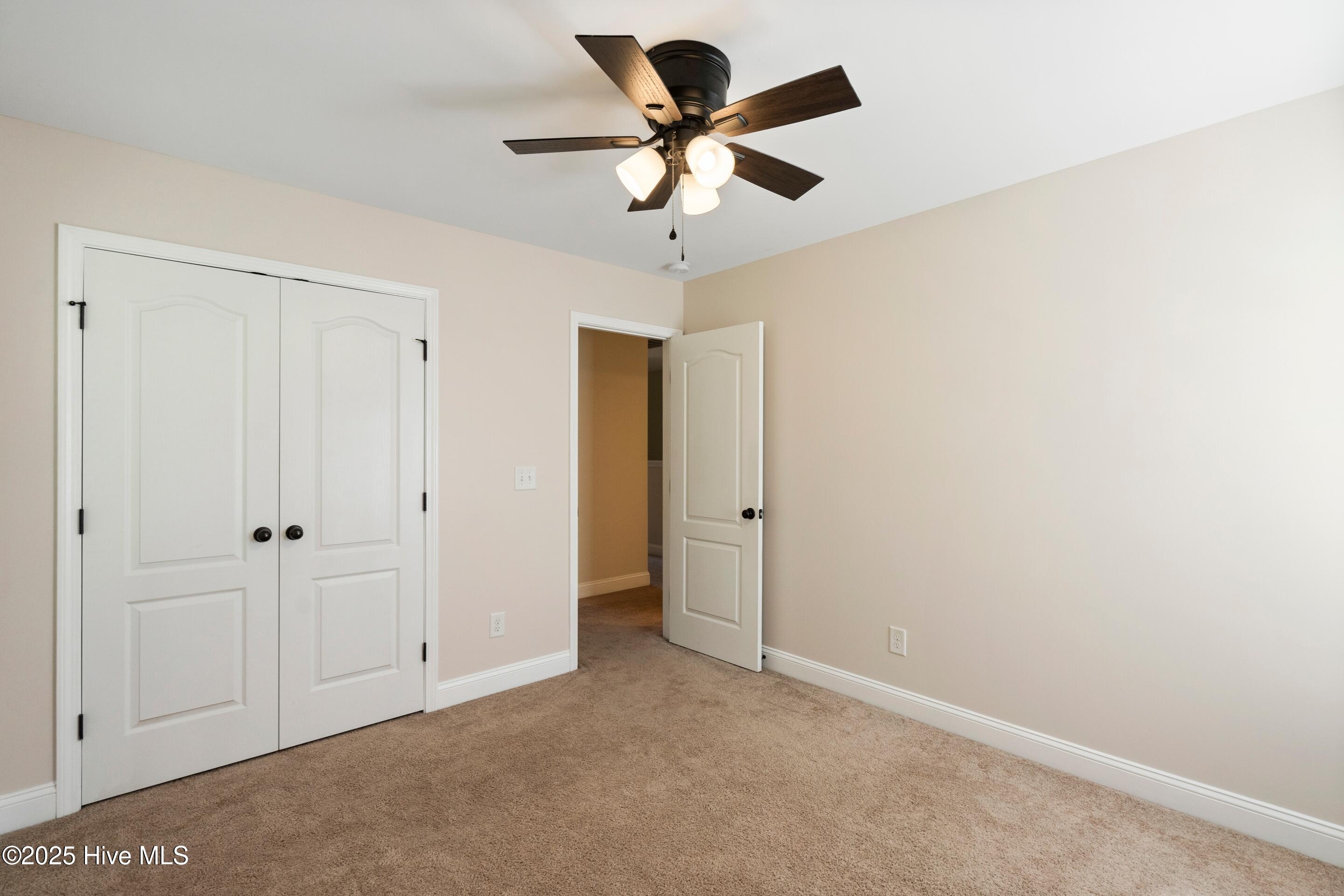 100506329 | Photo 36