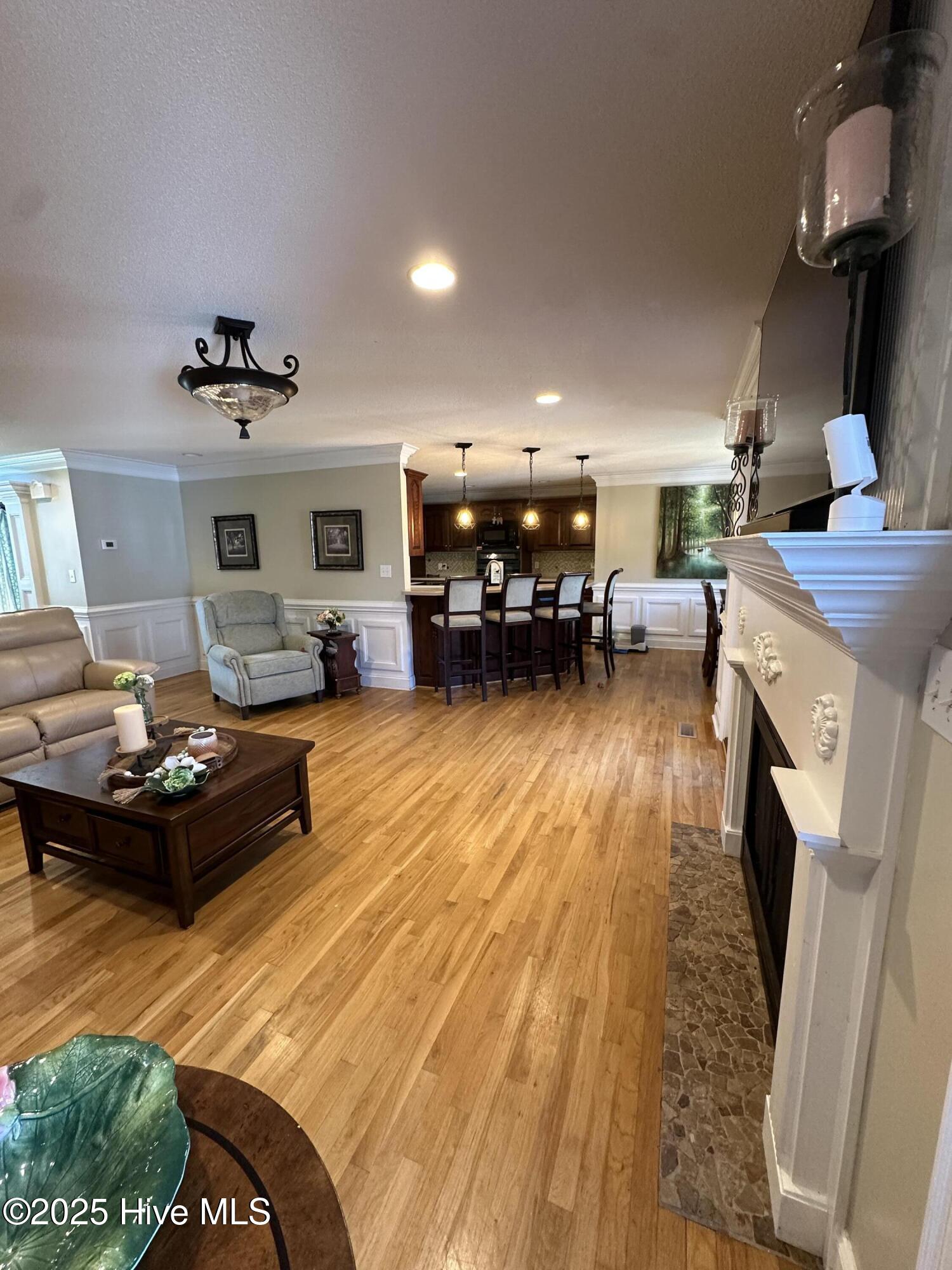 100514130 | Photo 40