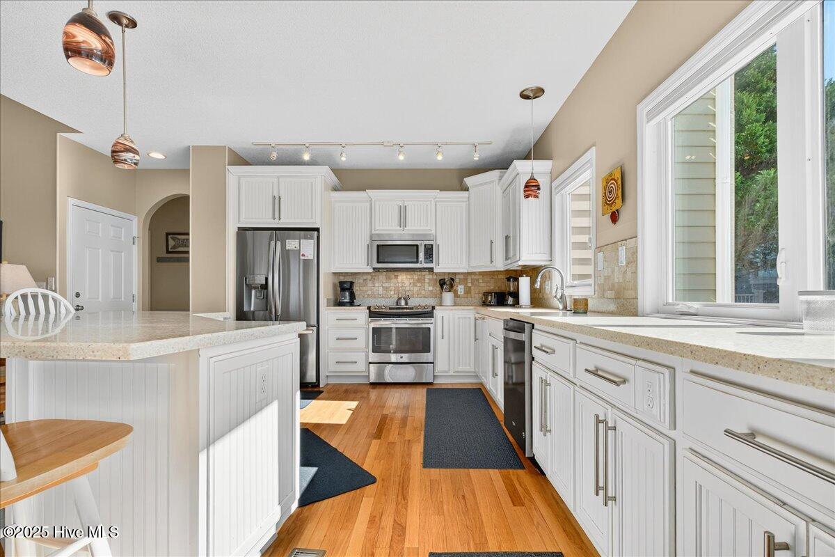 100543410 | Photo 32