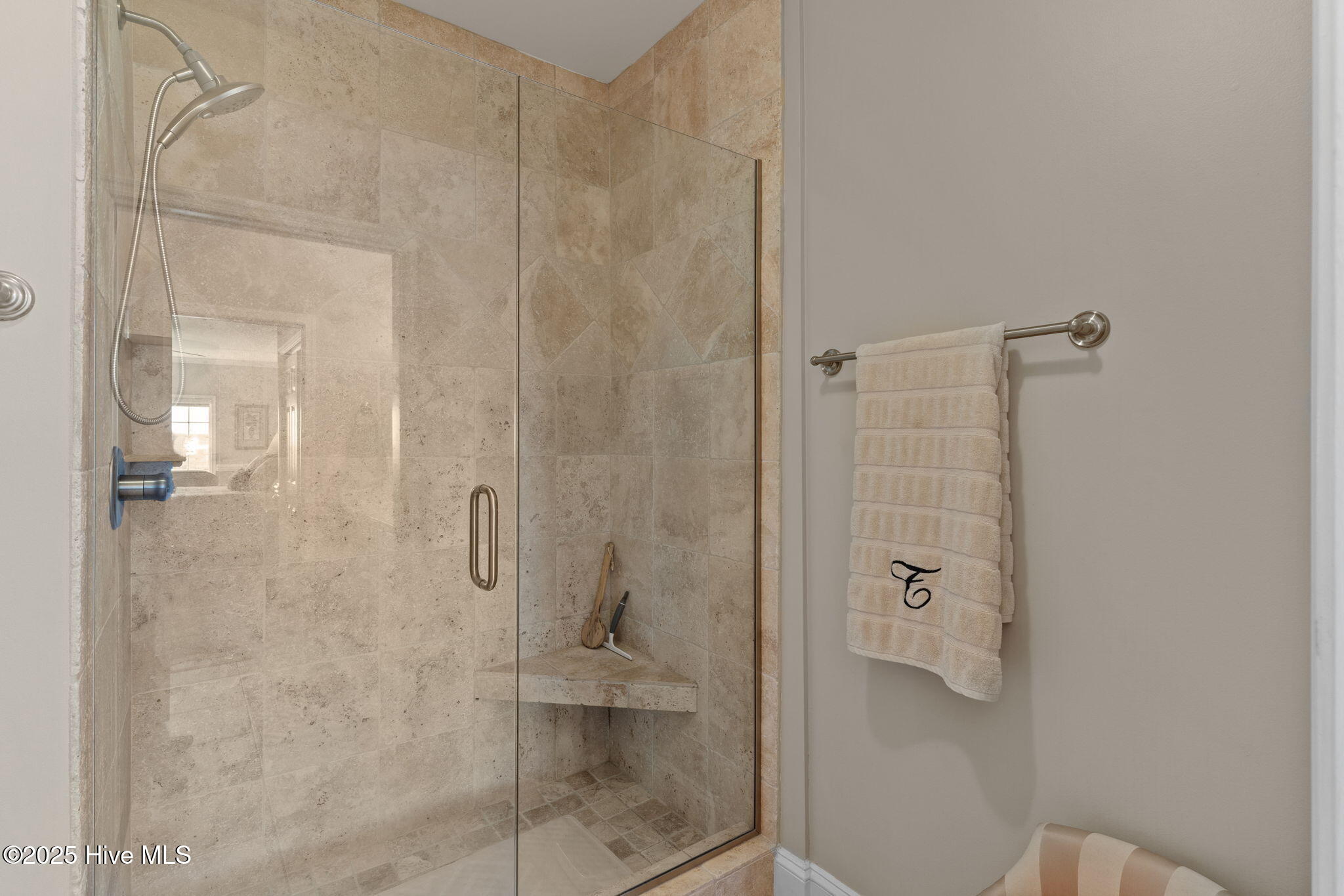 100528536 | Photo 21