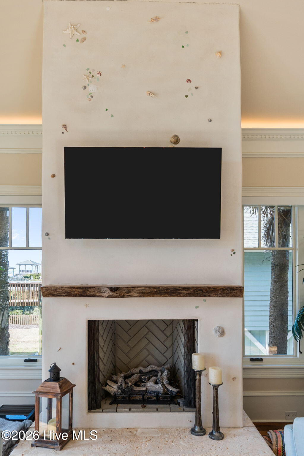 100552689 | Photo 16