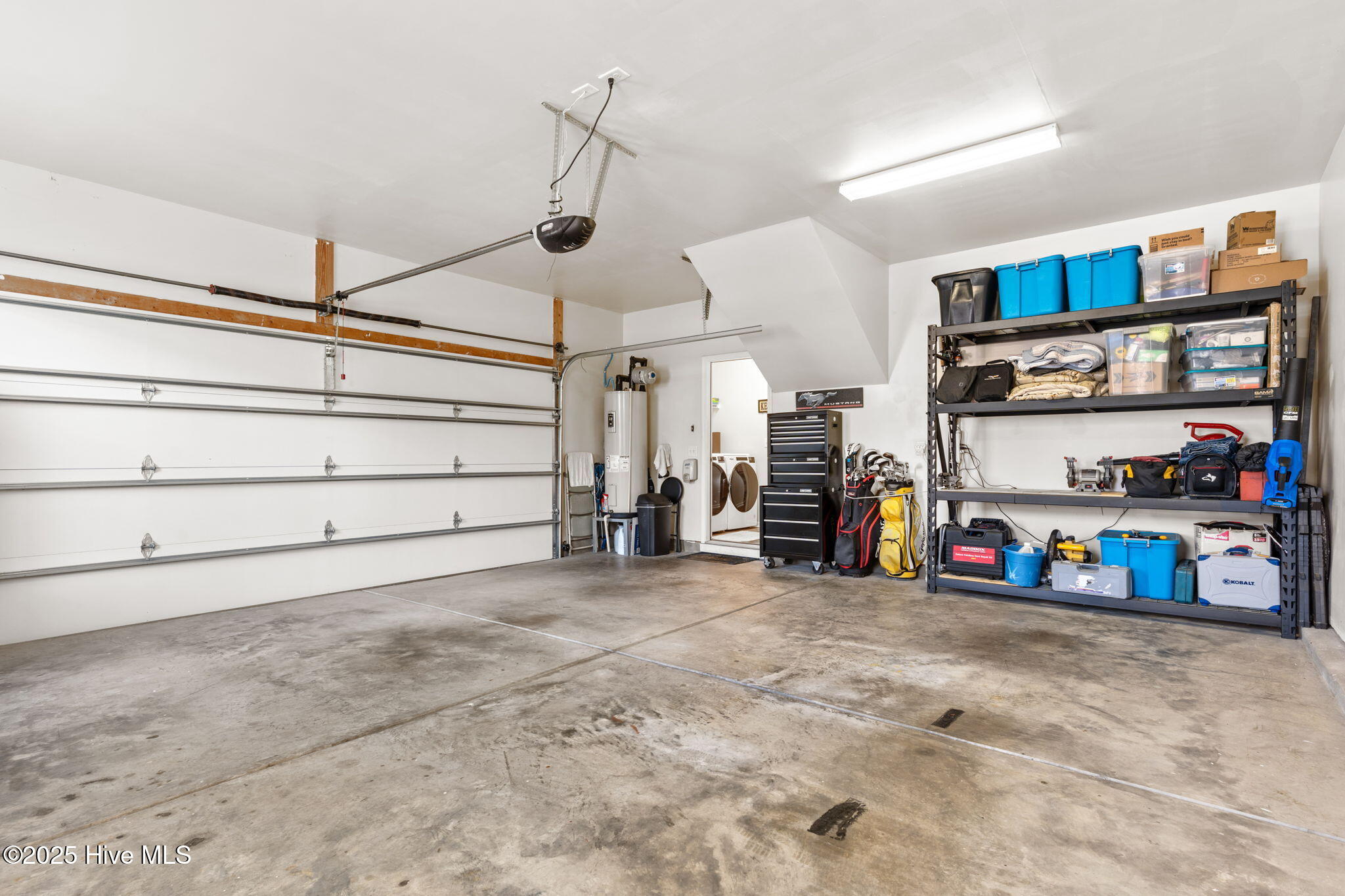 100540486 | Photo 36