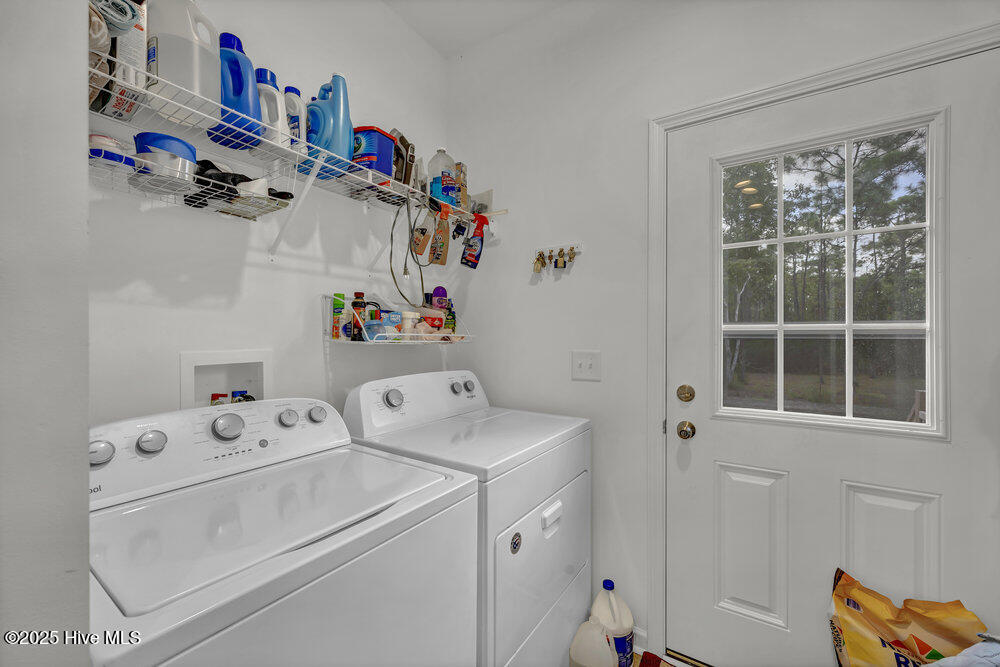 100534128 | Photo 14